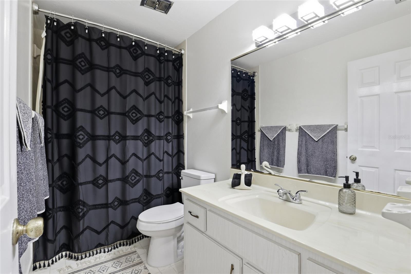 FOX MEADOW - Residential