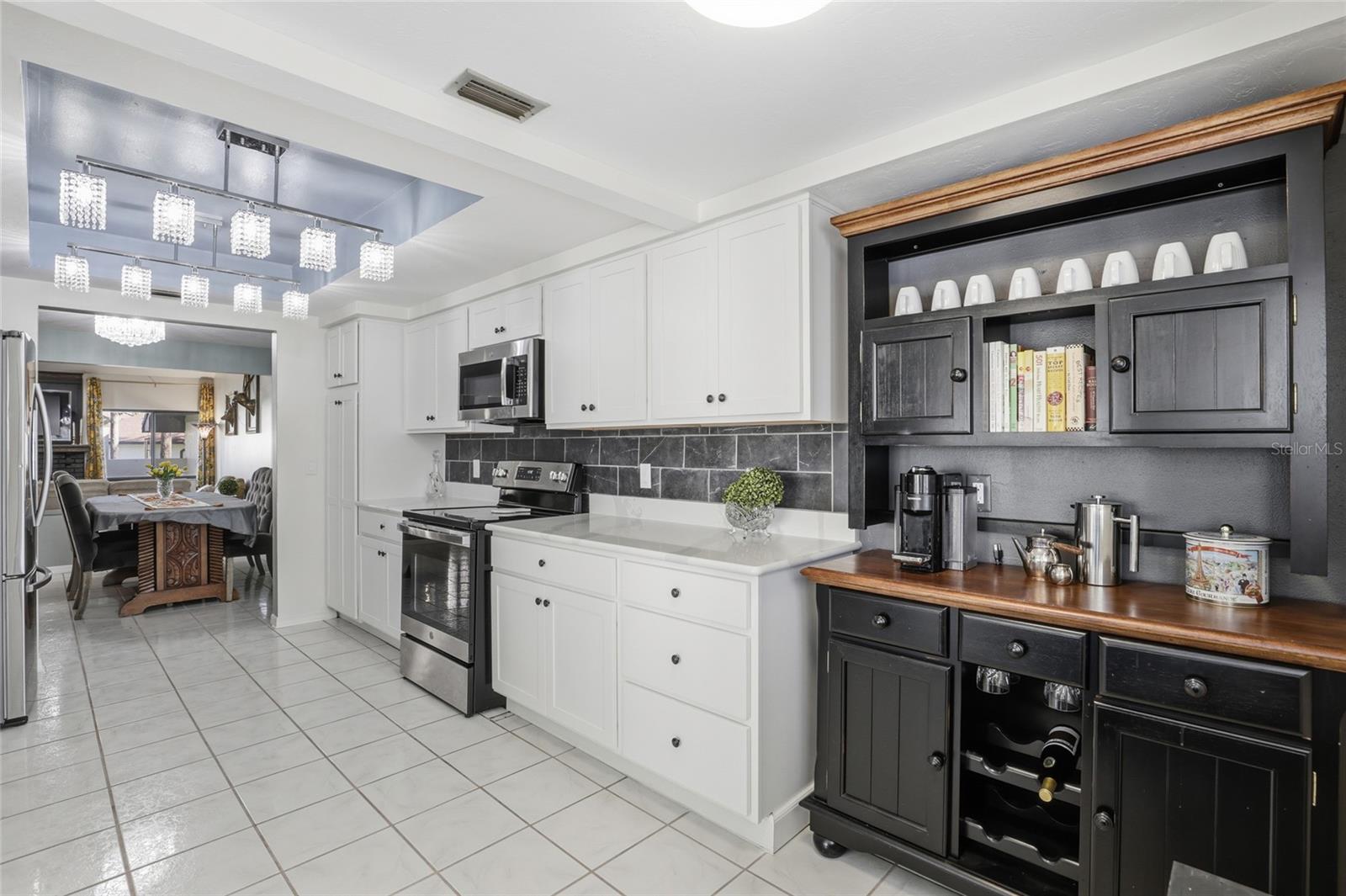 FOX MEADOW - Residential