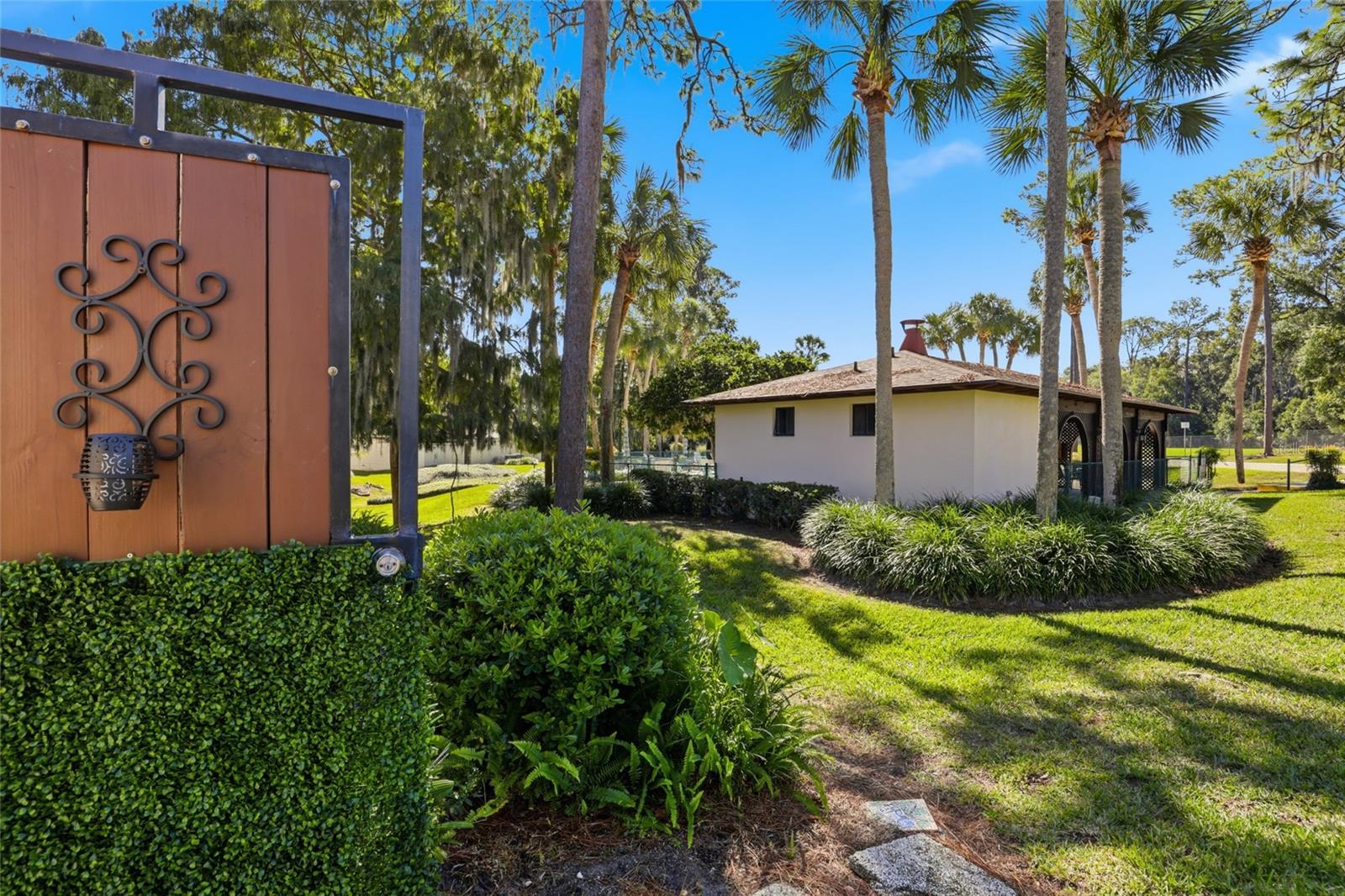 FOX MEADOW - Residential