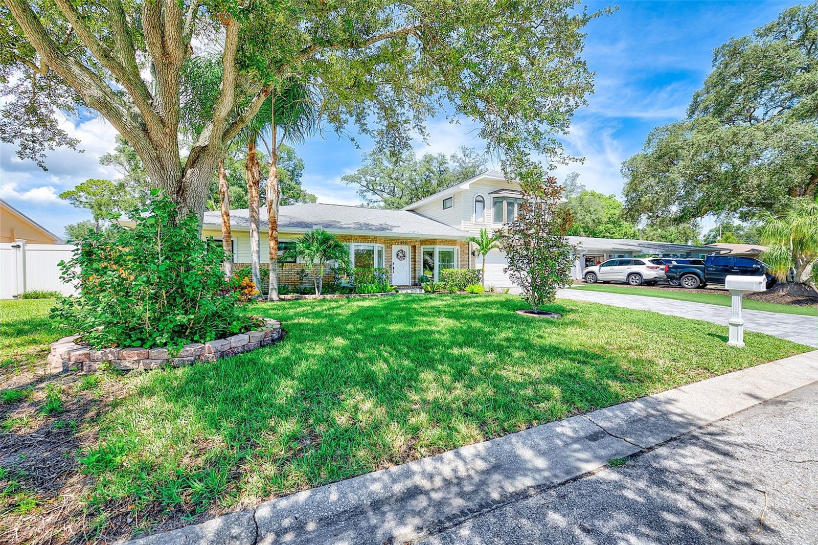 812 WILLOWBRANCH AVENUE