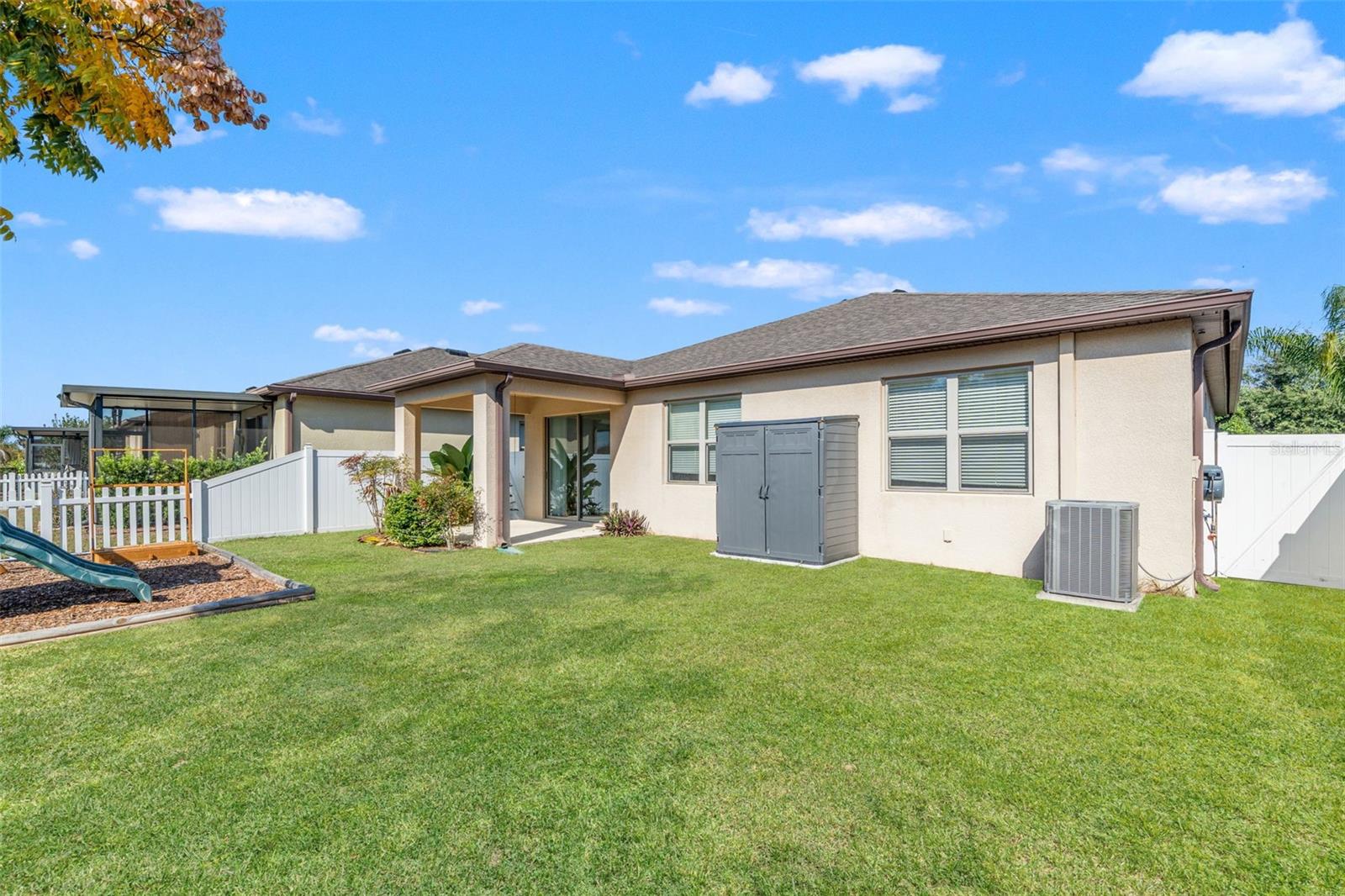 TRILLIUM VILLAGE D - Residential