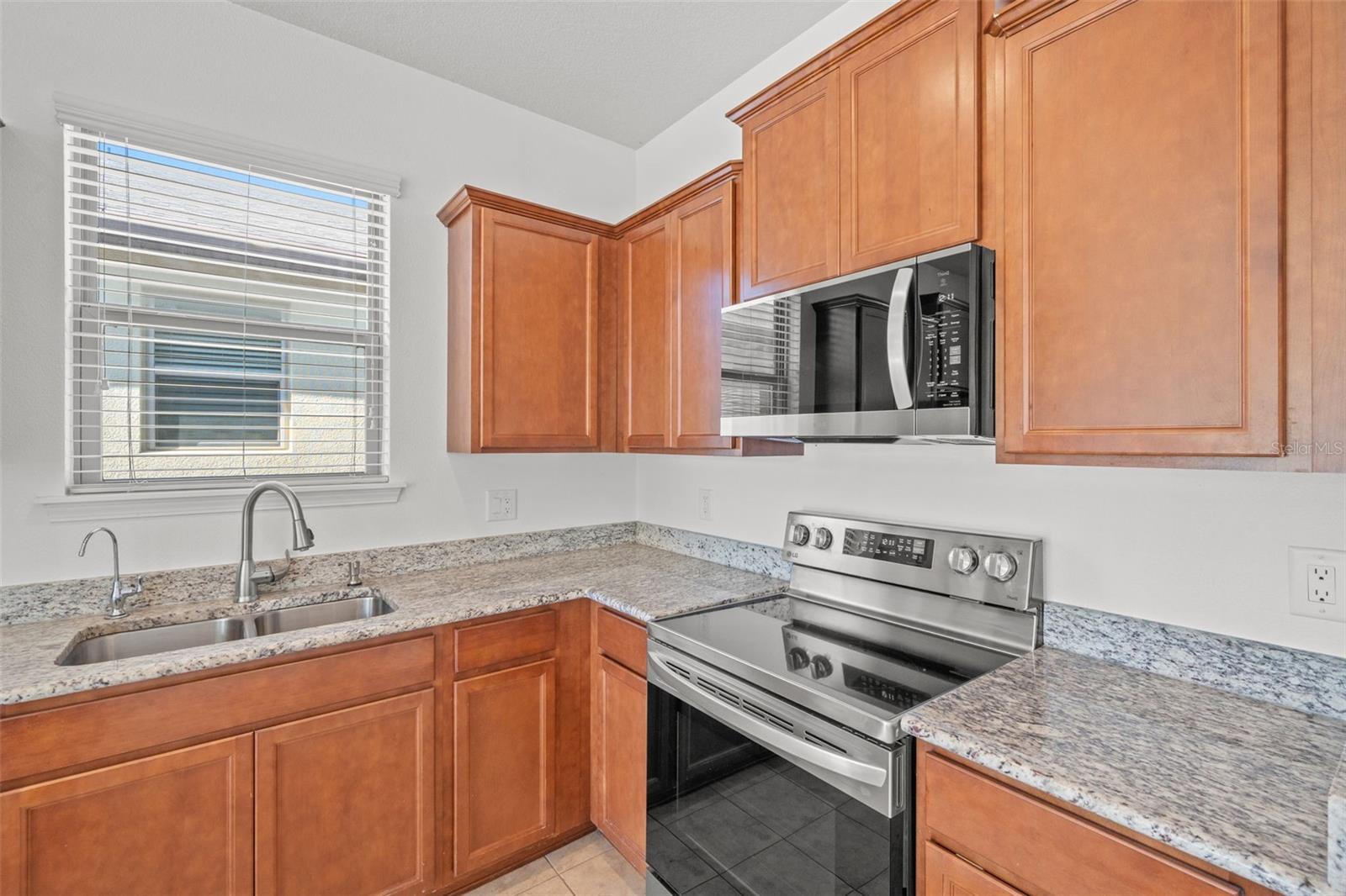 TRILLIUM VILLAGE D - Residential