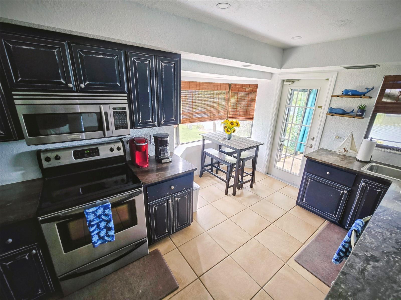 WEST SHORE ESTATES - Residential