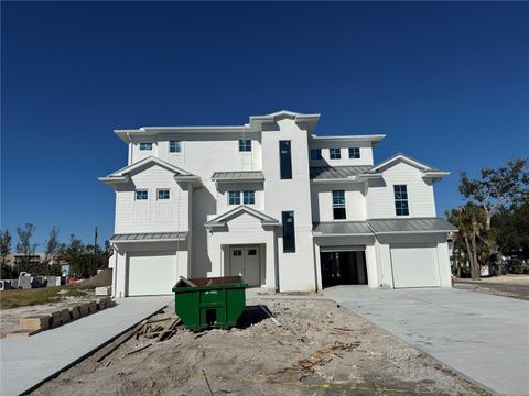 A home in LONGBOAT KEY