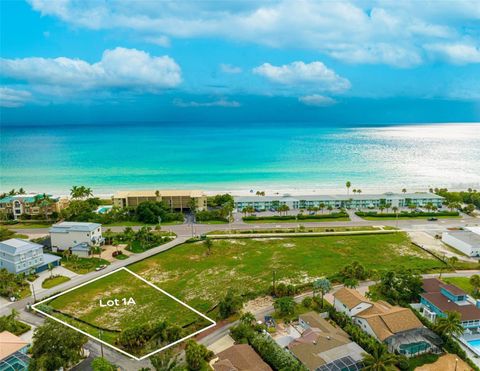 A home in LONGBOAT KEY