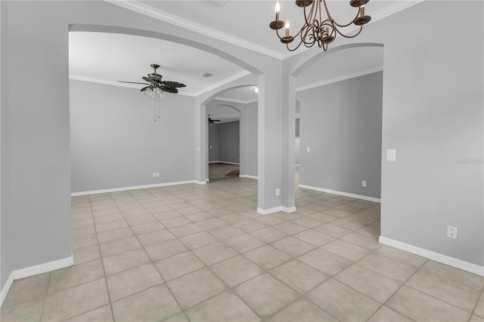 THE OAKS AT WOODLAND PARK PH 2 - Residential Lease