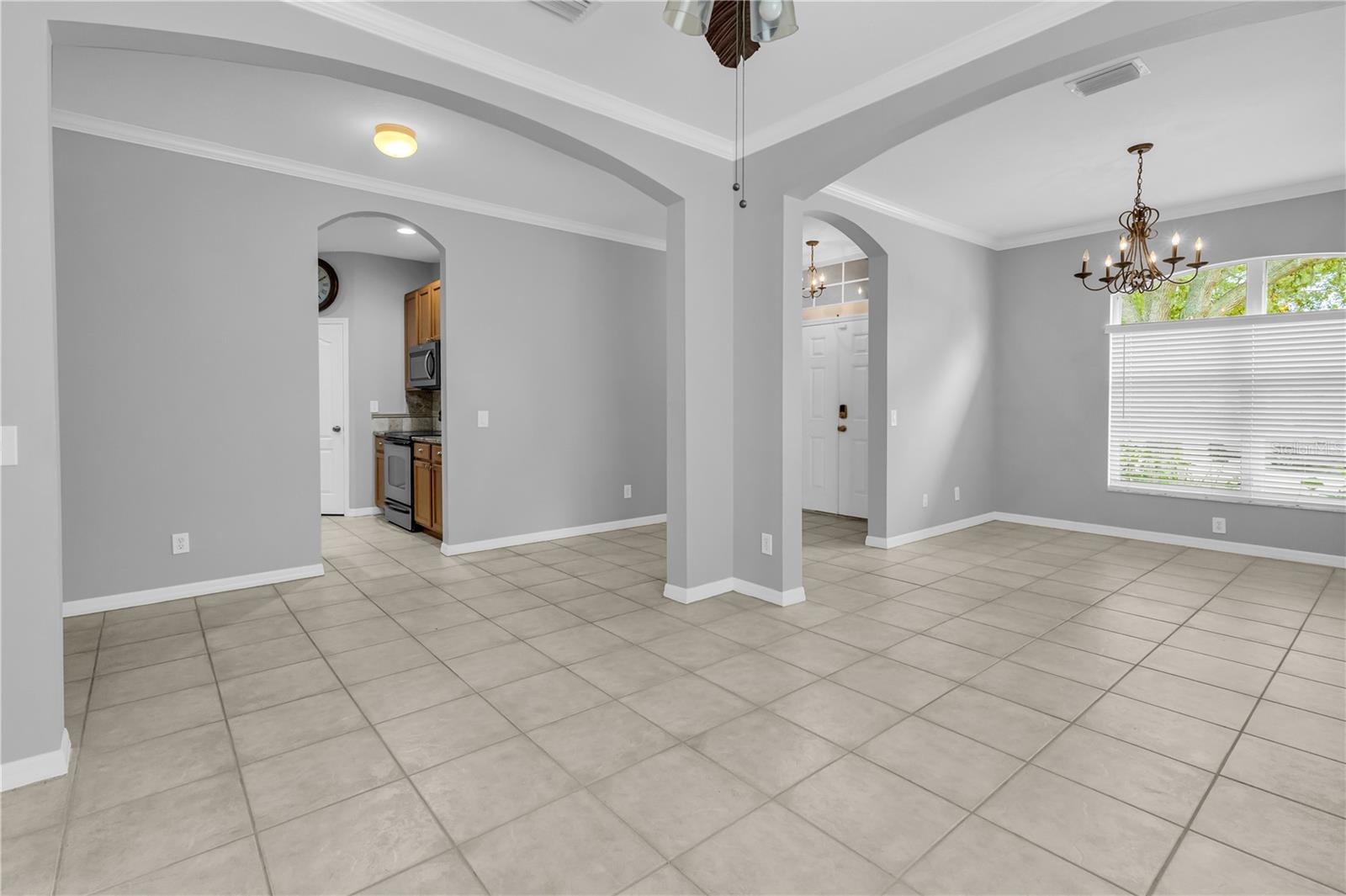 THE OAKS AT WOODLAND PARK PH 2 - Residential Lease