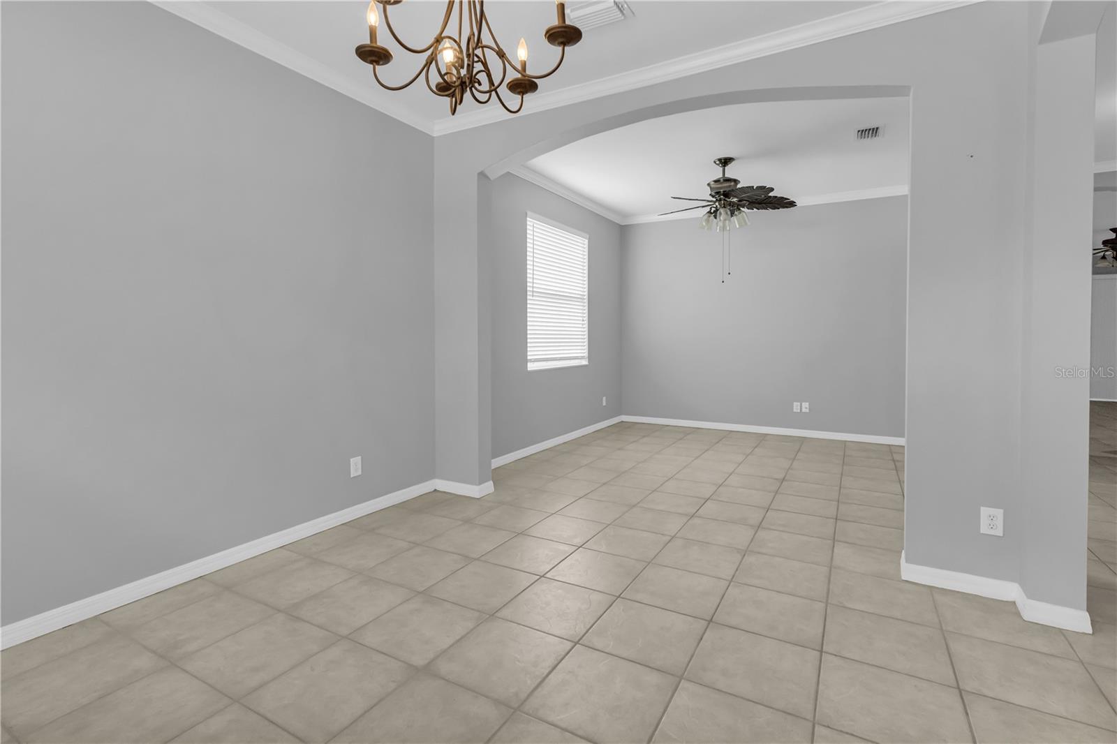 THE OAKS AT WOODLAND PARK PH 2 - Residential Lease