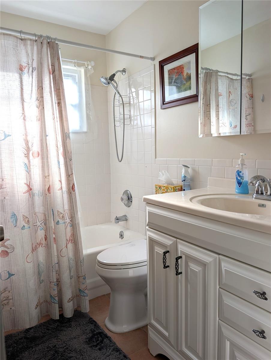 MAINLANDS OF TAMARAC BY THE GULF UNIT 4 CONDO - Residential