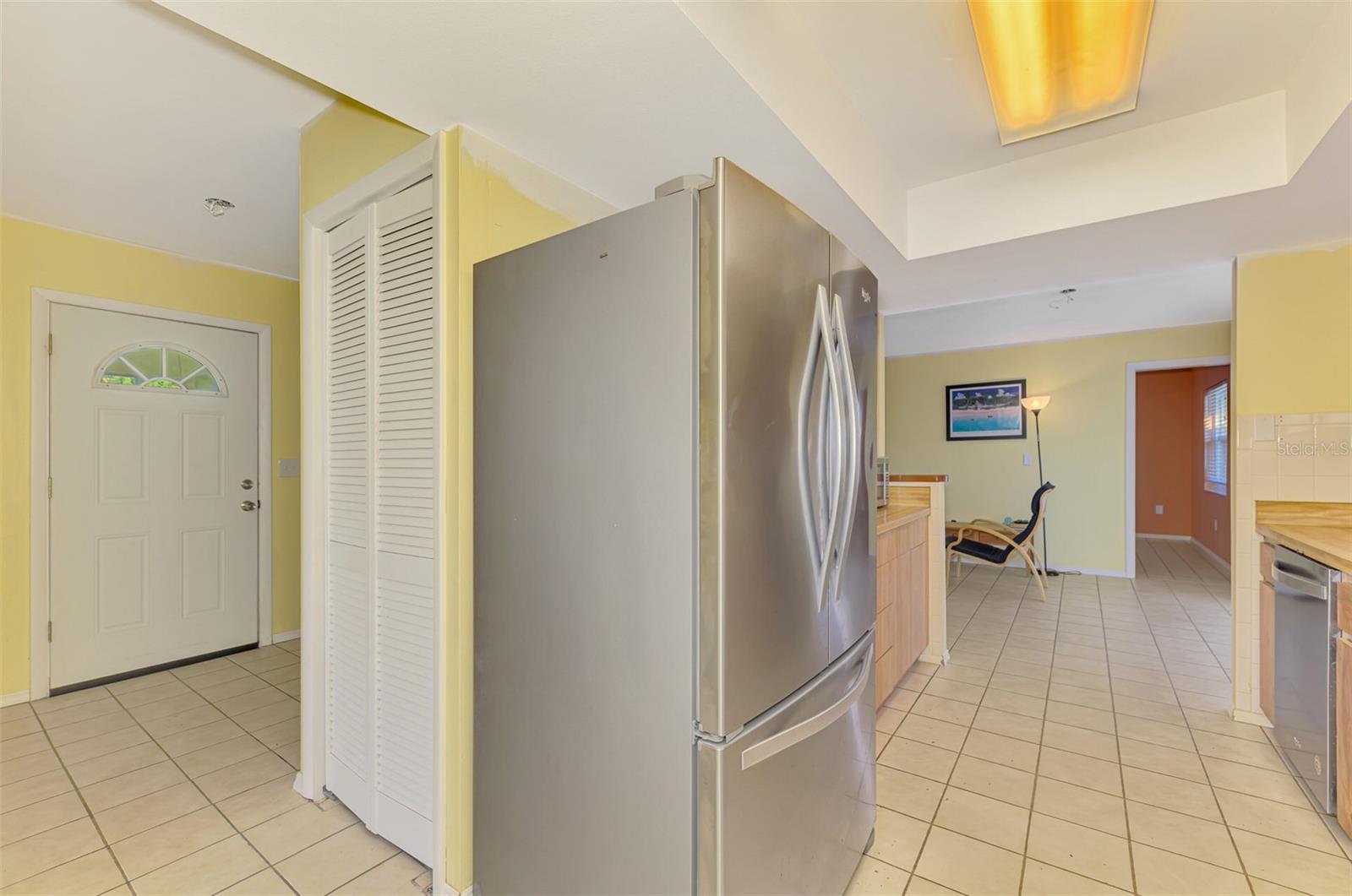 COLONIAL TERRACE - Residential