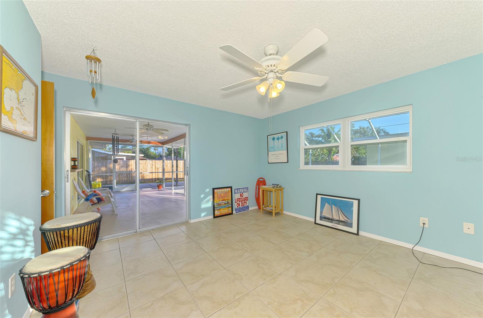 COLONIAL TERRACE - Residential