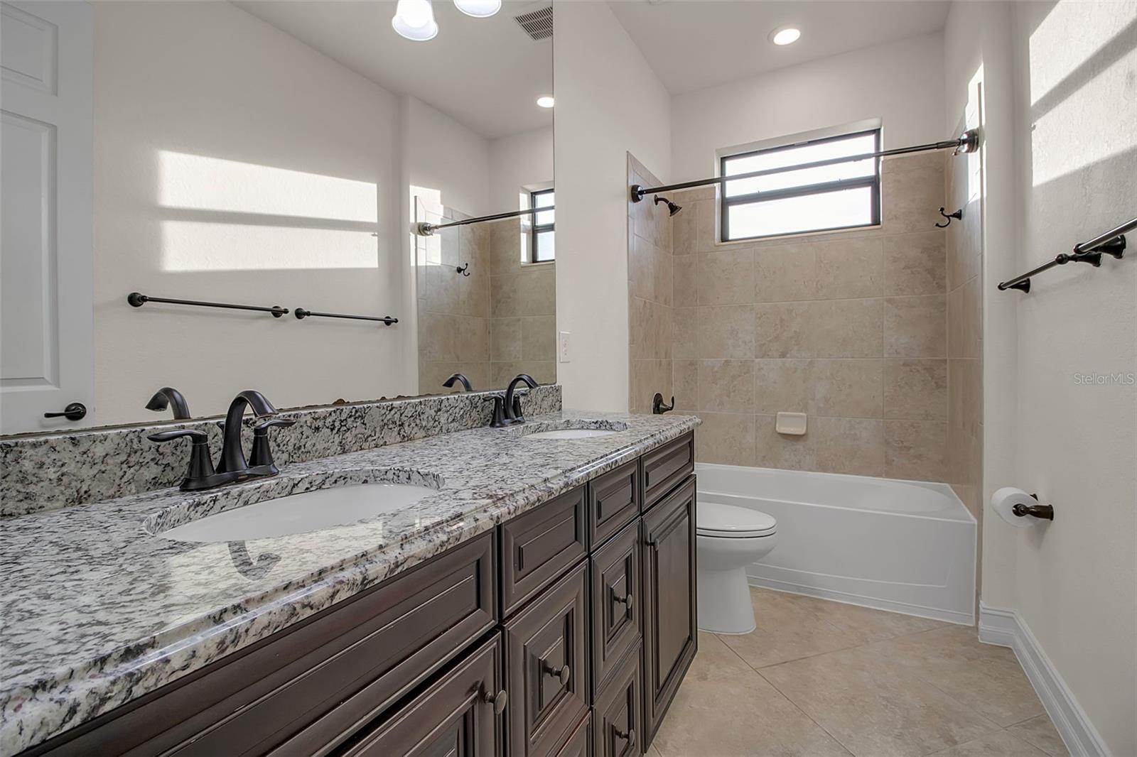 LAKEWOOD NATIONAL GOLF CLUB PH I - Residential