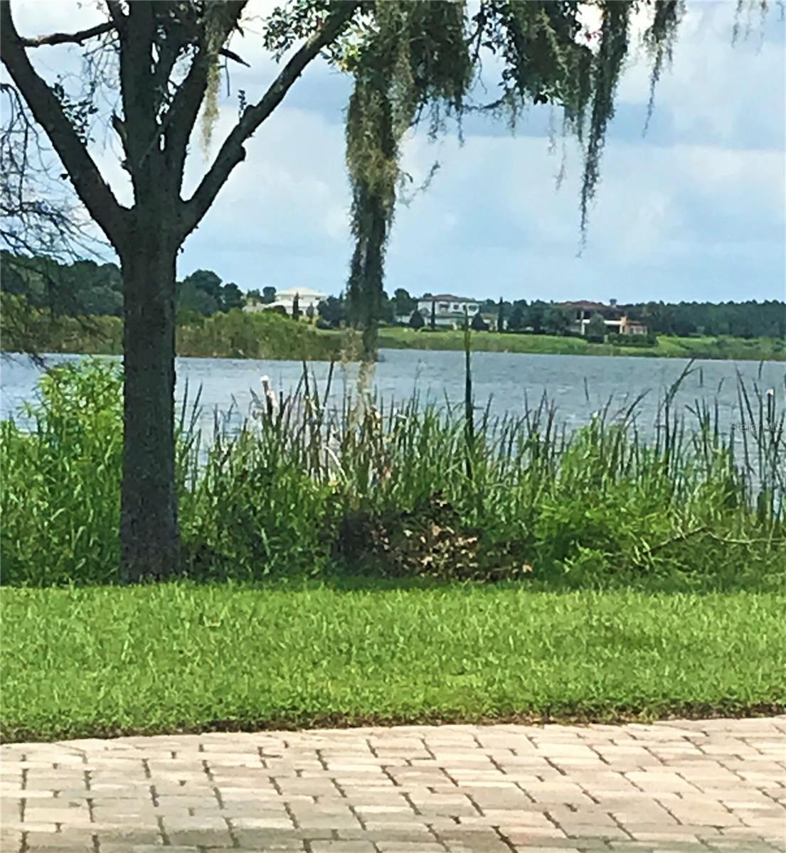 BELLA COLLINA - Residential