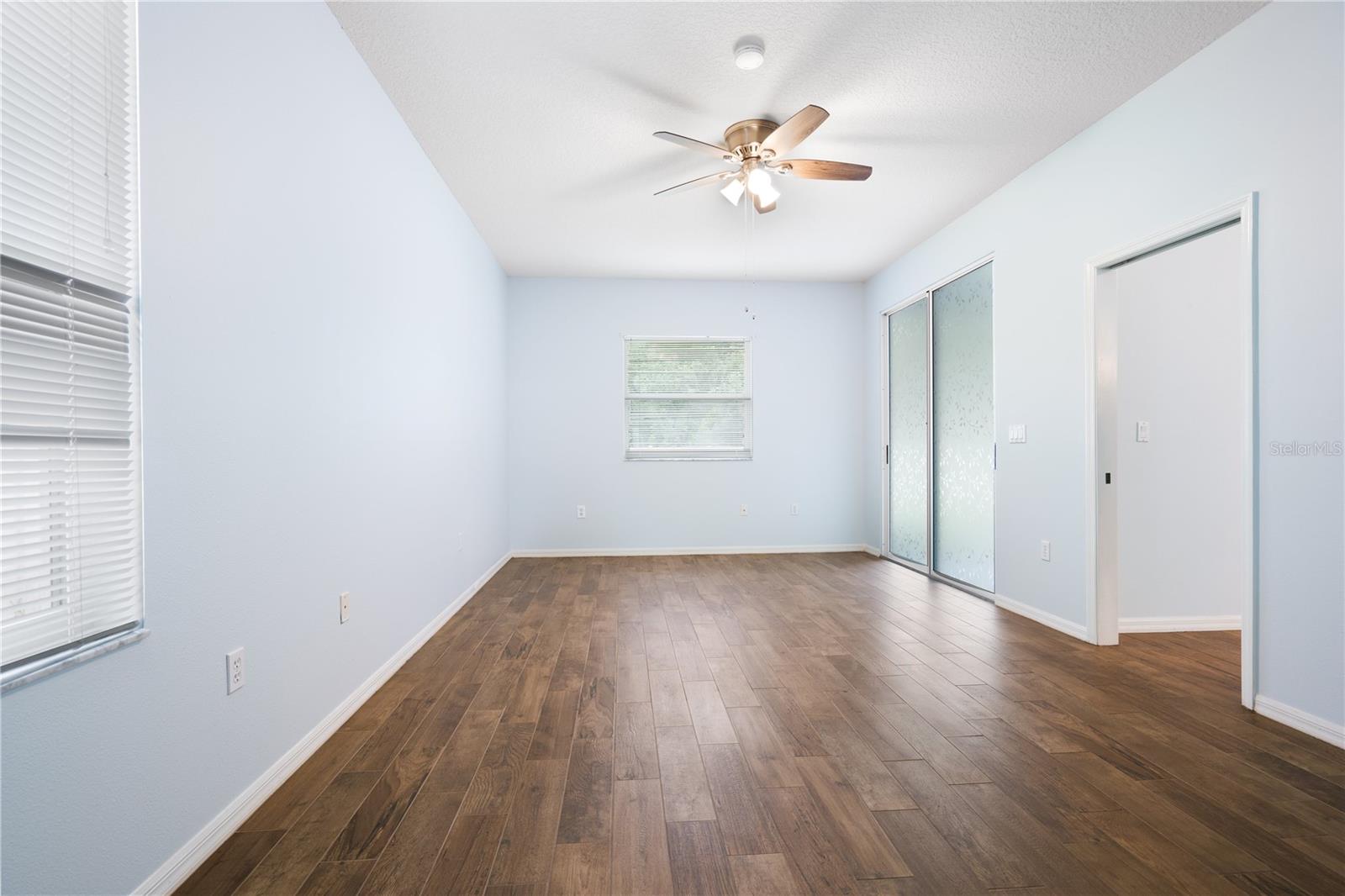 BAY OAKS ESTATES - Residential