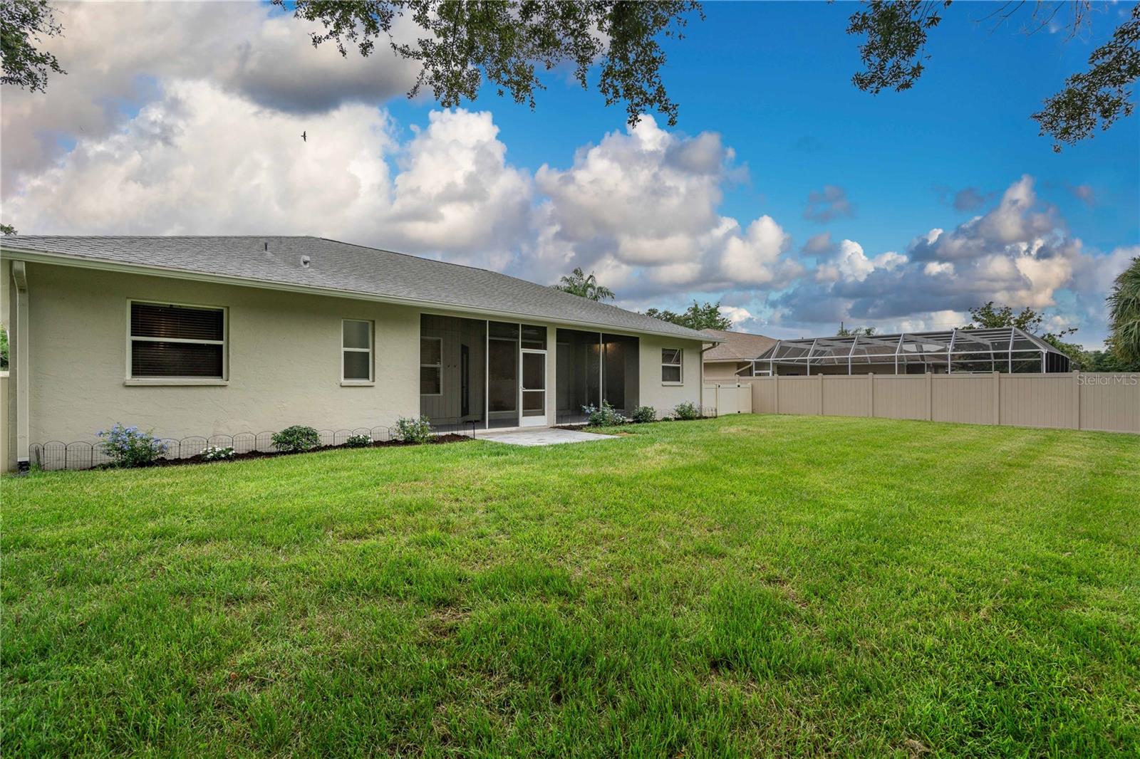BAY OAKS ESTATES - Residential