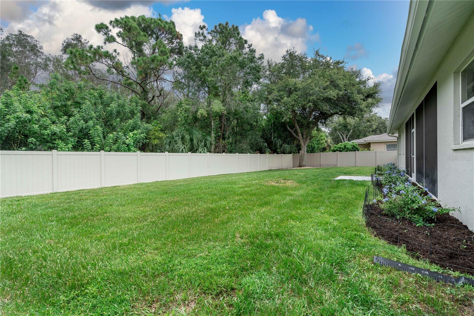 BAY OAKS ESTATES - Residential