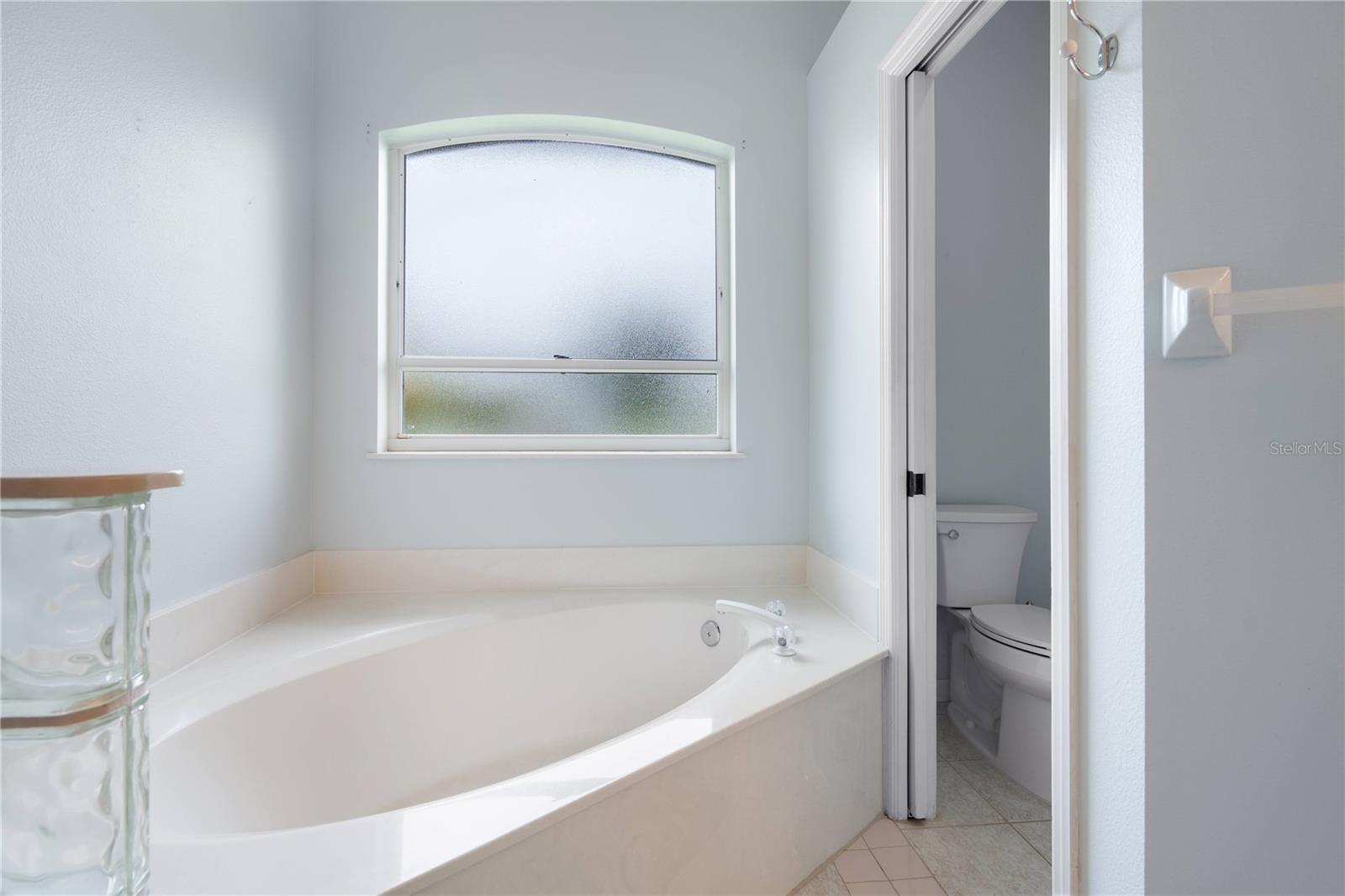 BAY OAKS ESTATES - Residential