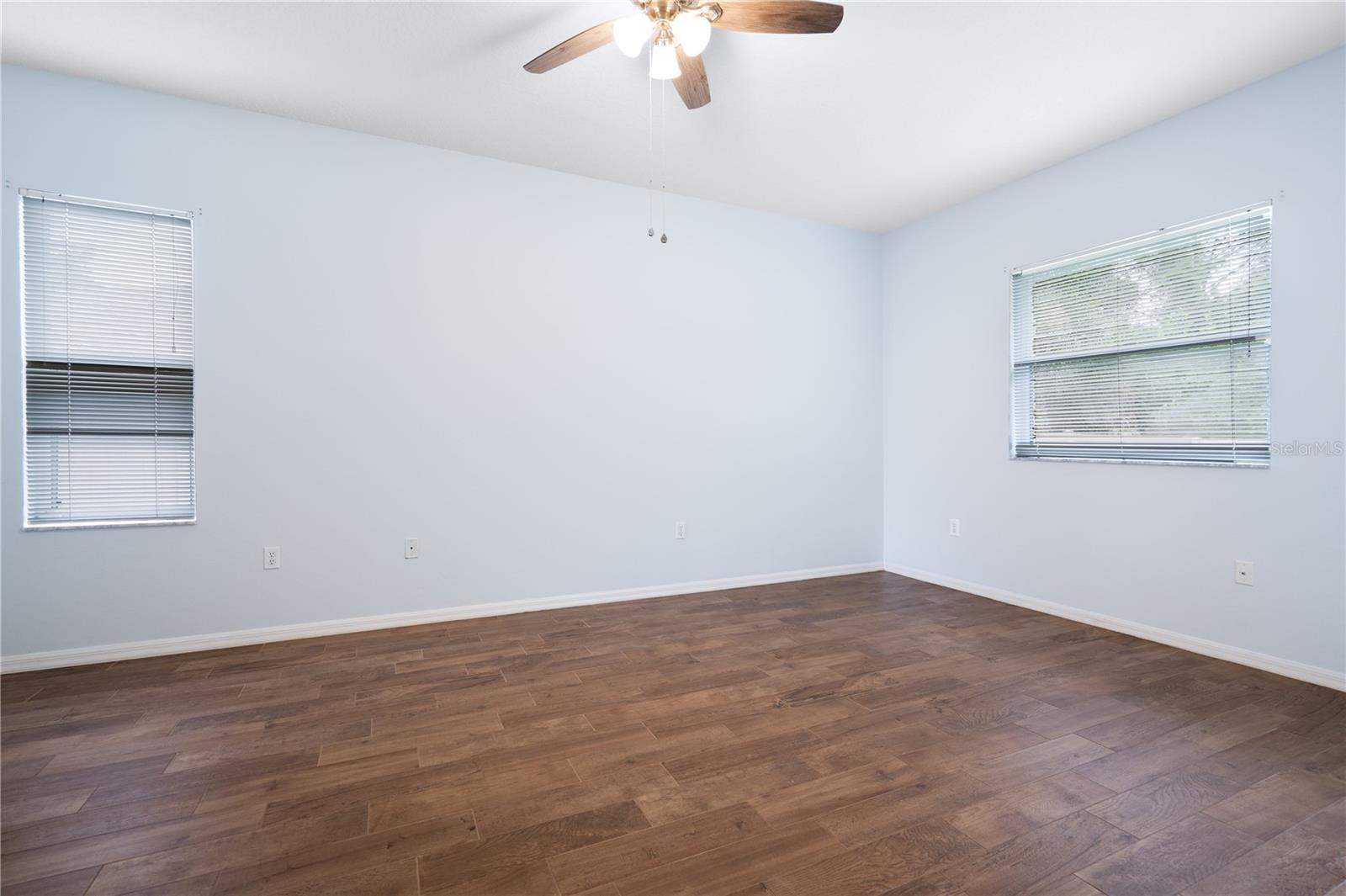 BAY OAKS ESTATES - Residential