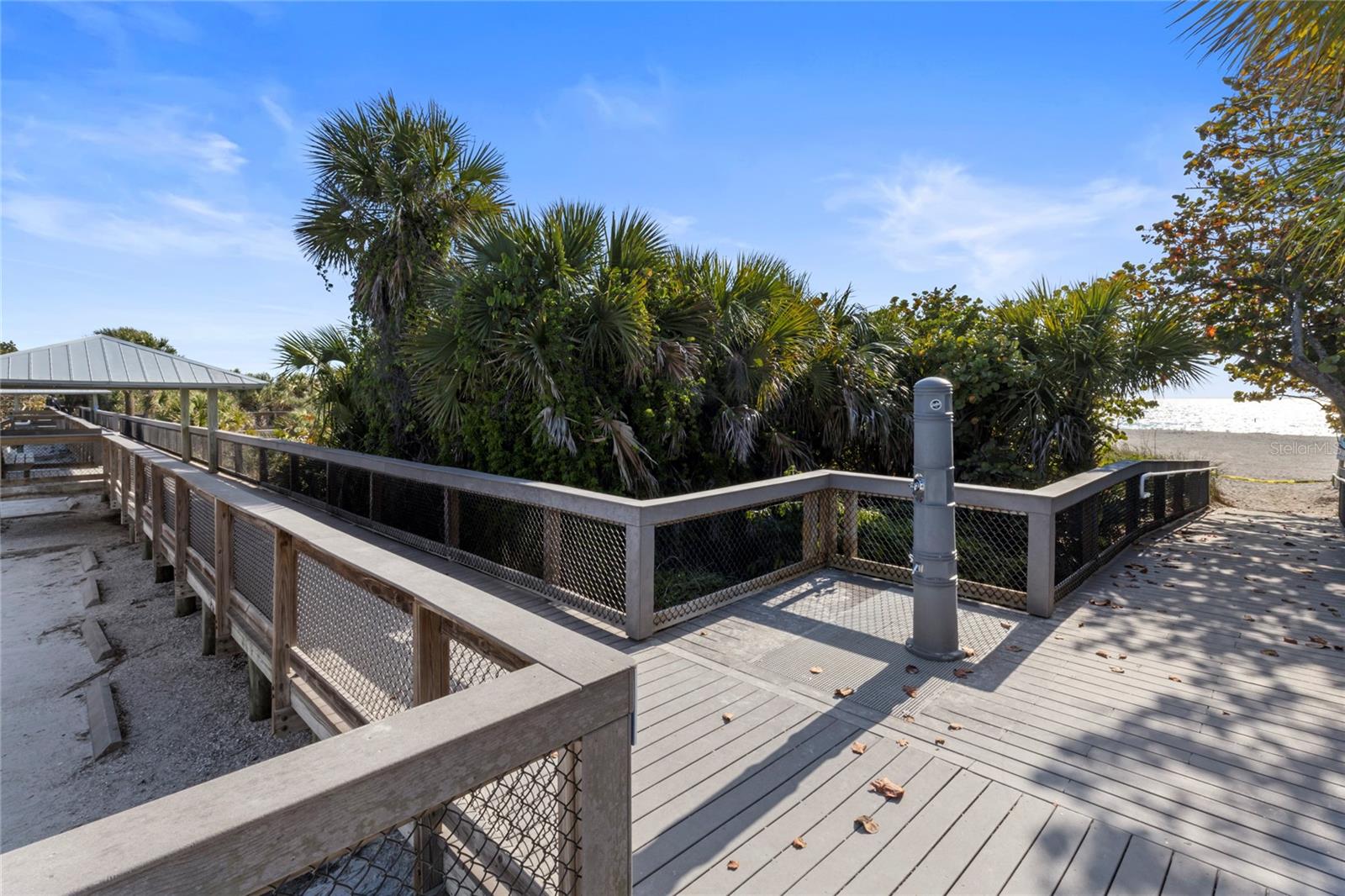 BAY OAKS ESTATES - Residential