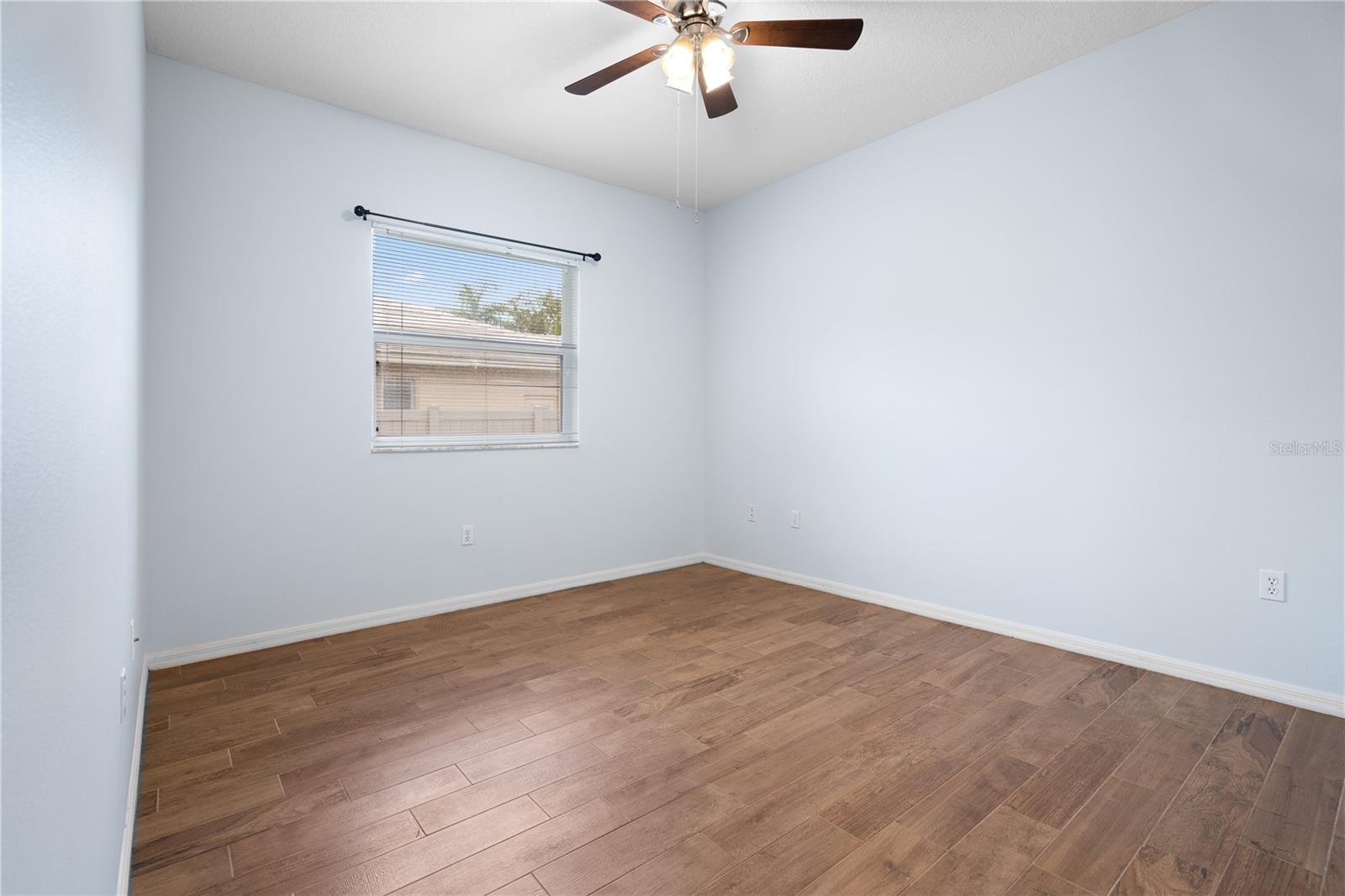 BAY OAKS ESTATES - Residential