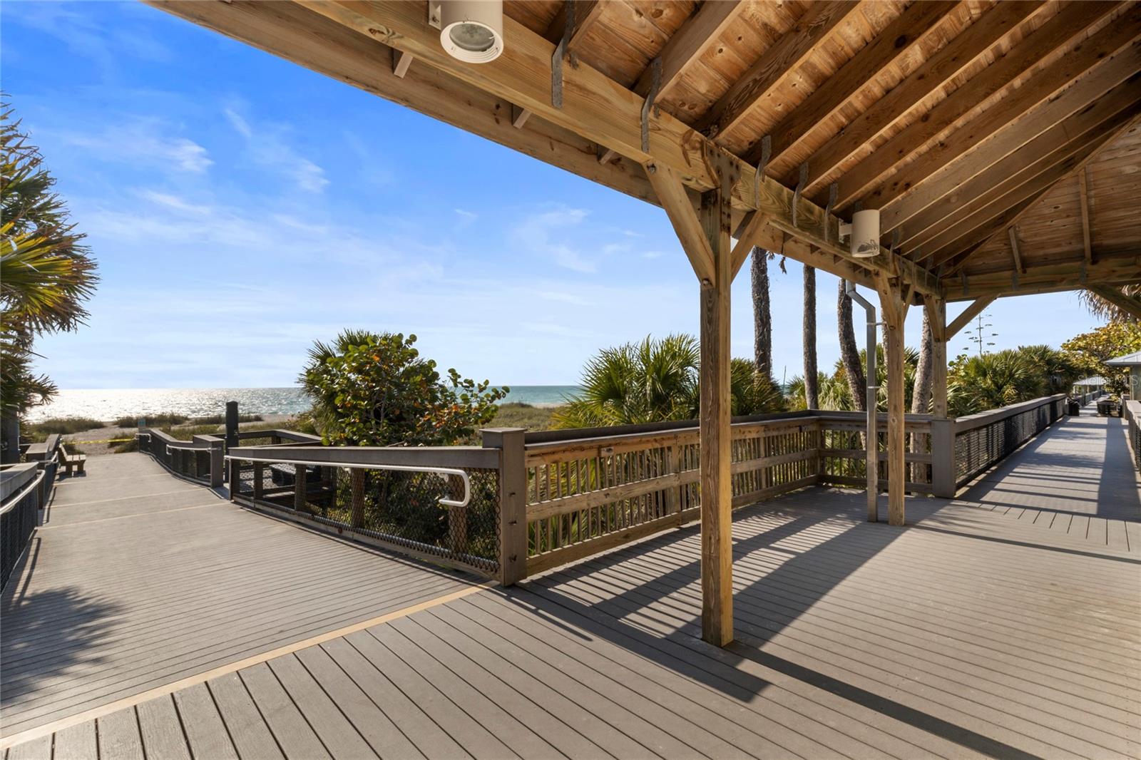 BAY OAKS ESTATES - Residential