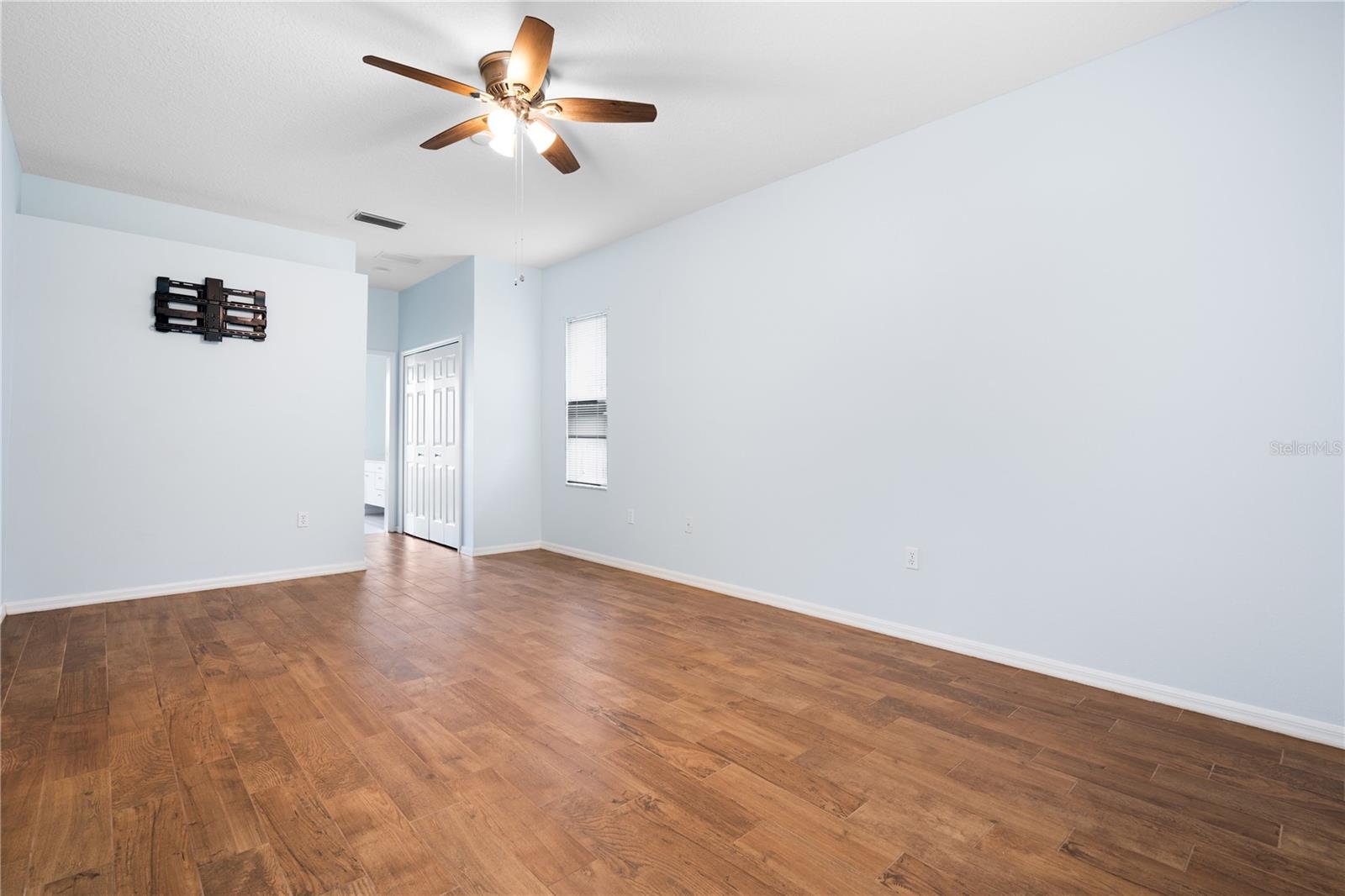 BAY OAKS ESTATES - Residential