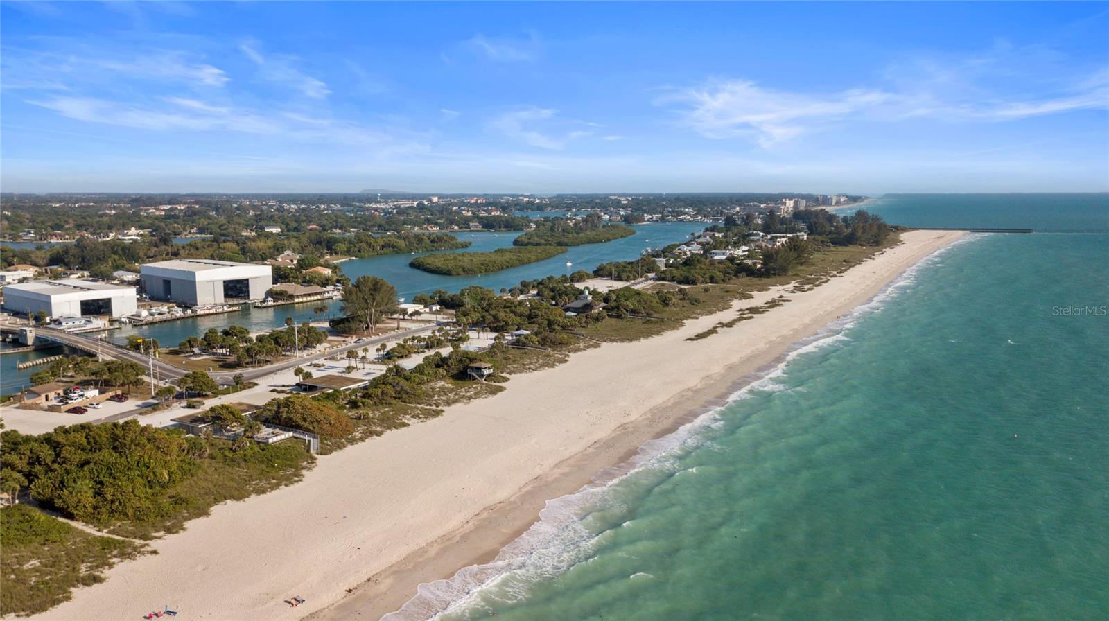 BAY OAKS ESTATES - Residential