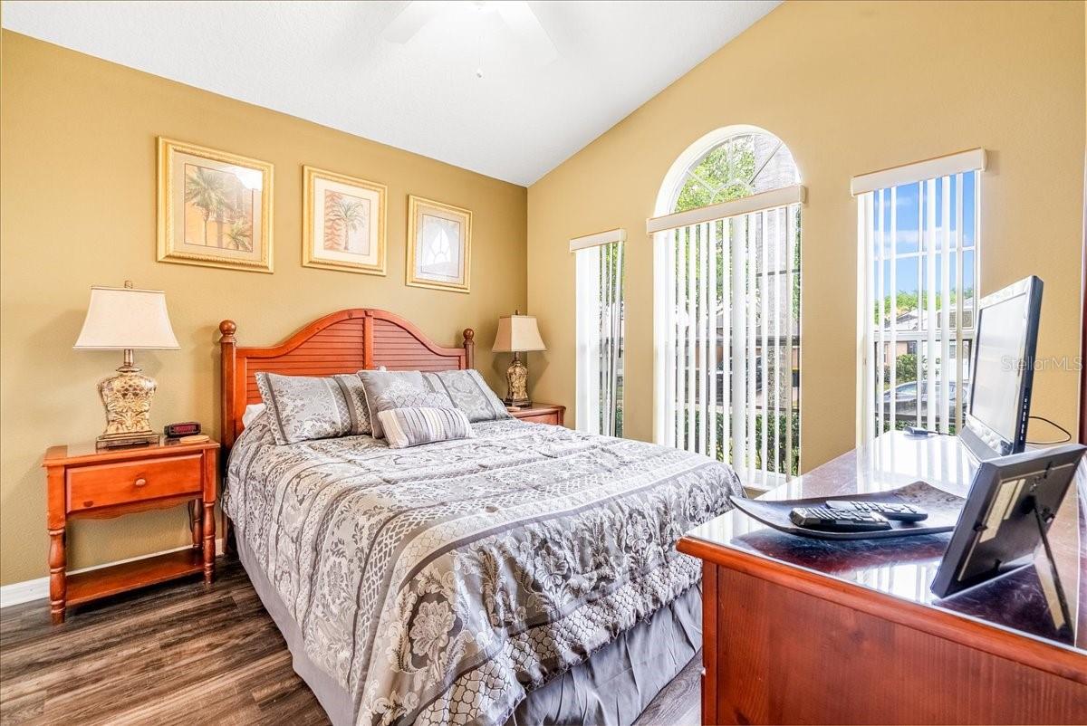 HIGHGATE PARK - Residential