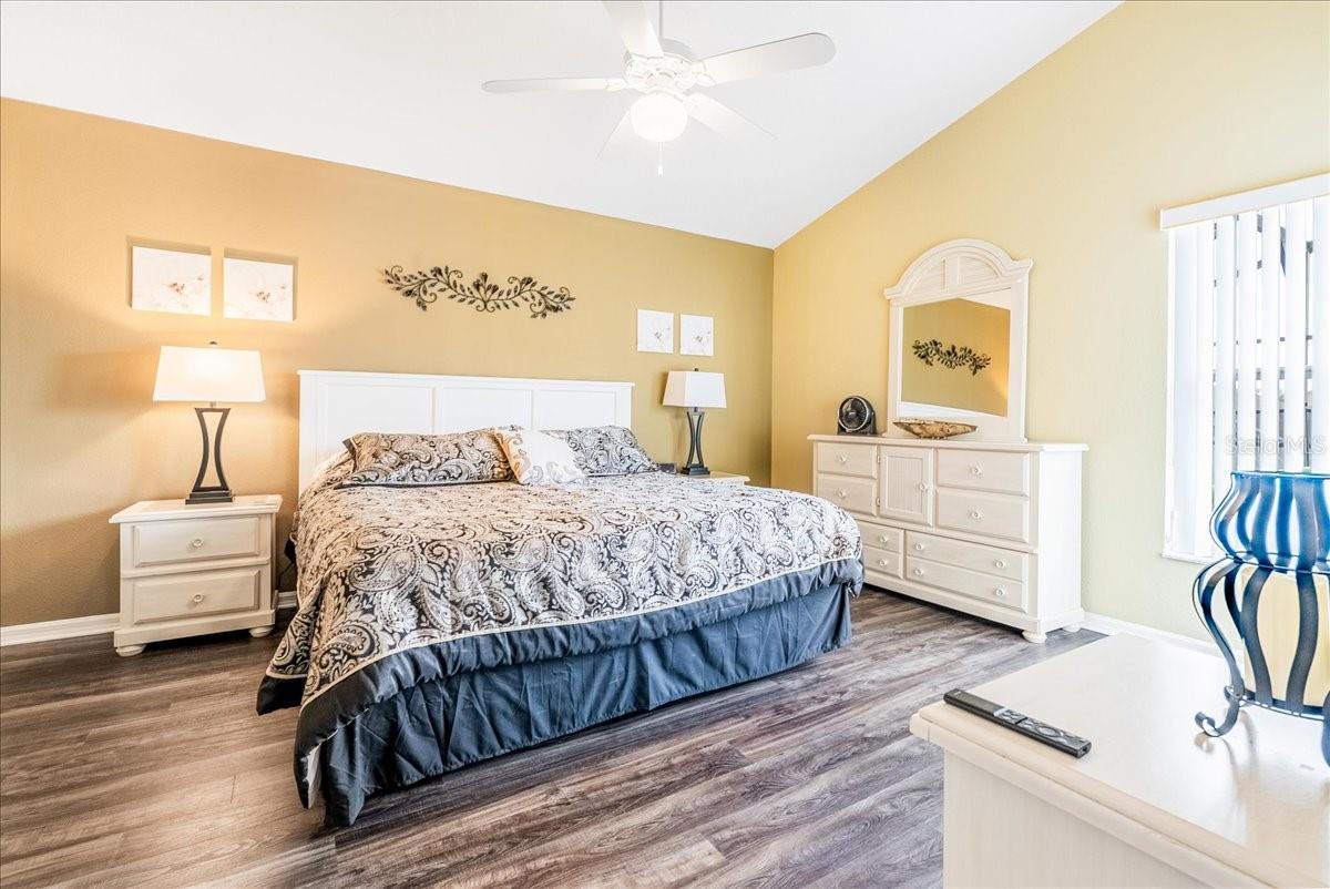 HIGHGATE PARK - Residential