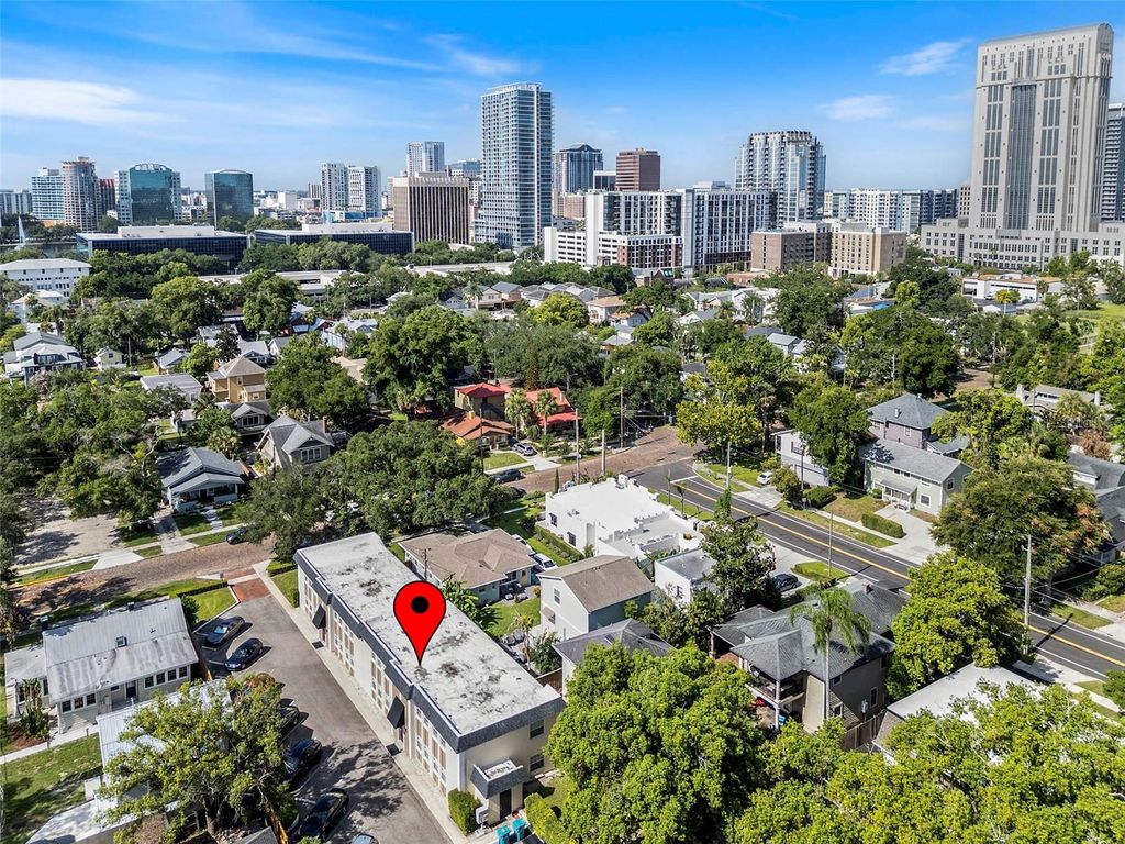 Photo of 317 E Amelia Street #7, Orlando, FL 32801 (MLS # O6420532)