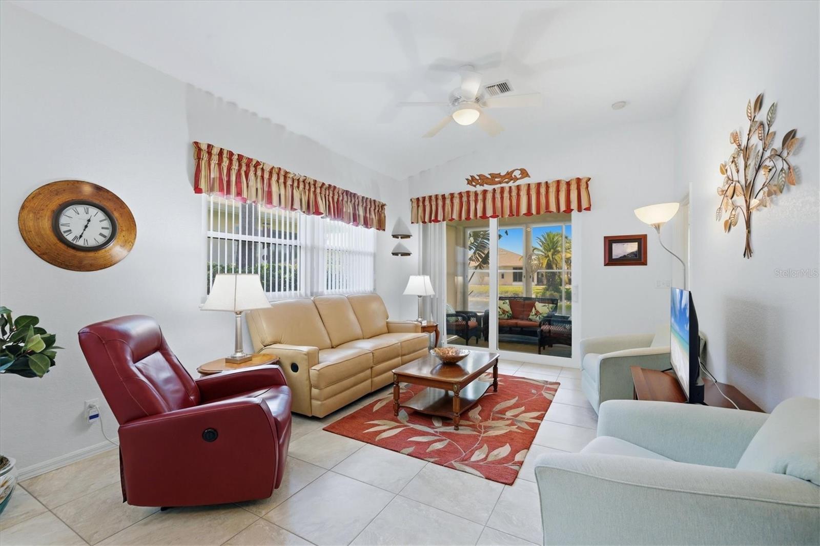 FOUNTAIN VIEW - Residential