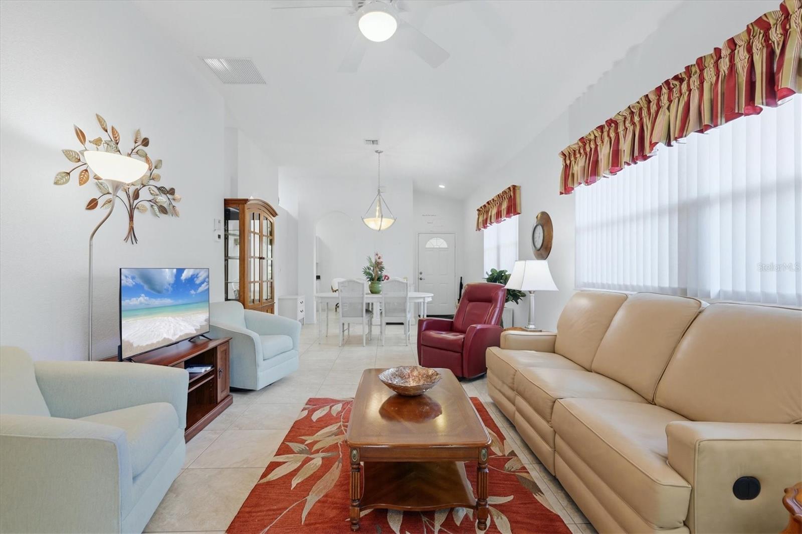 FOUNTAIN VIEW - Residential