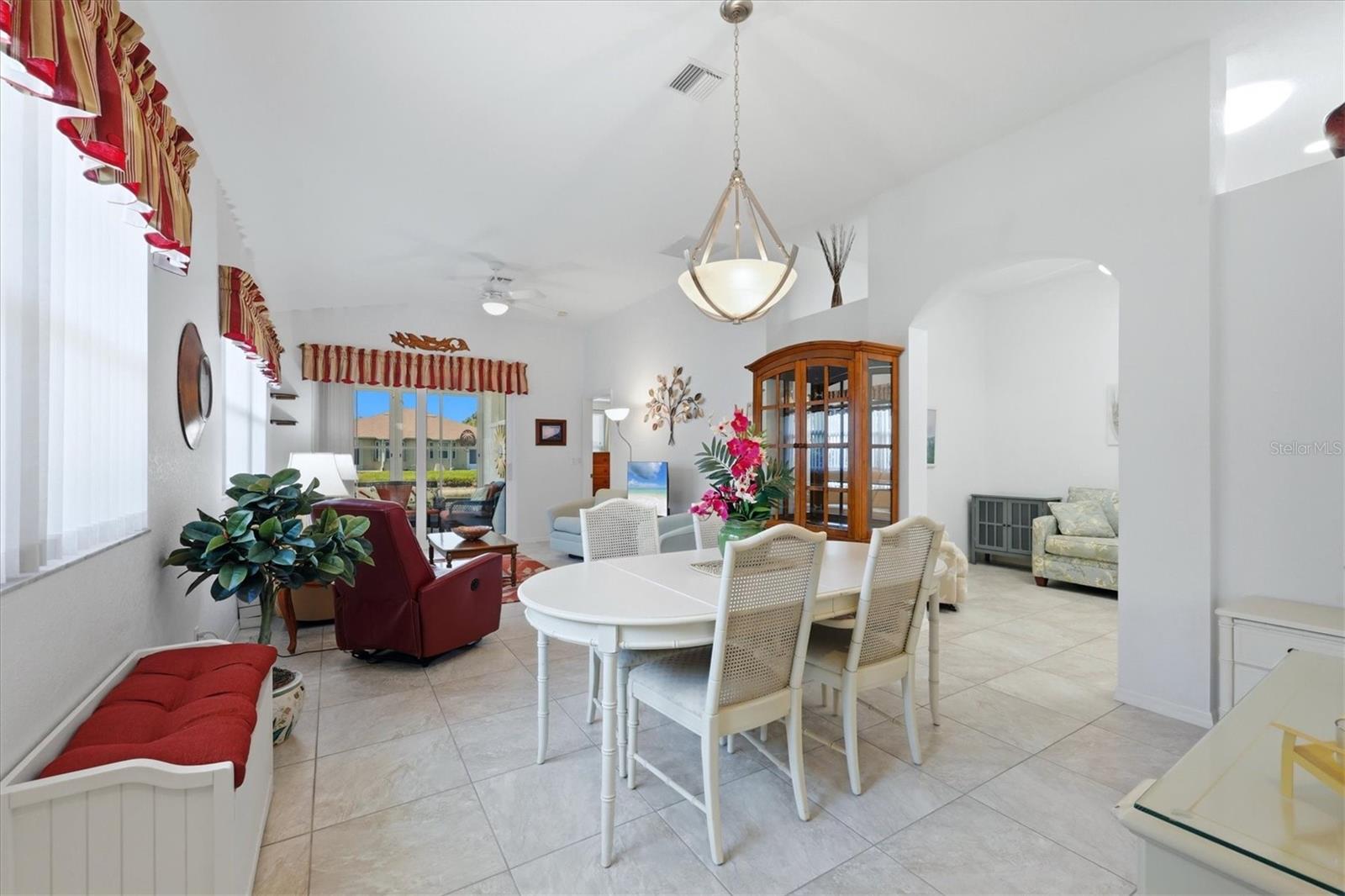 FOUNTAIN VIEW - Residential