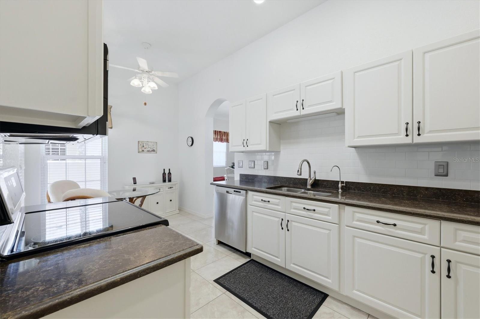 FOUNTAIN VIEW - Residential