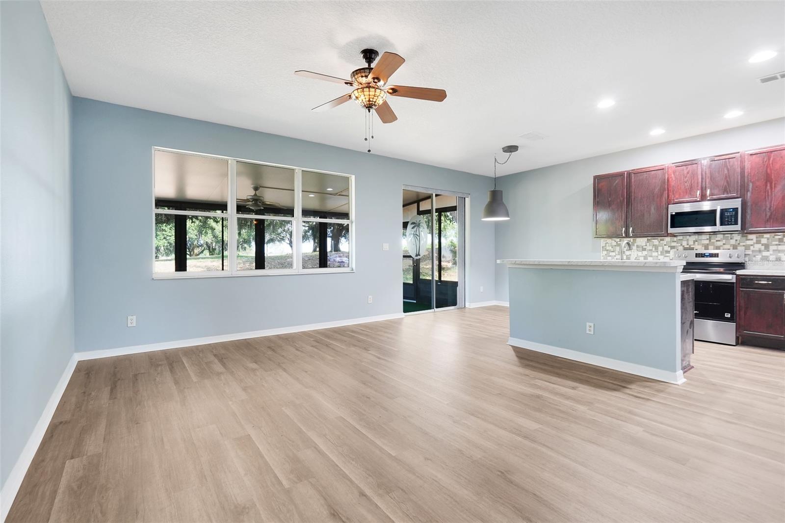 GREEN VALLEY WEST - Residential