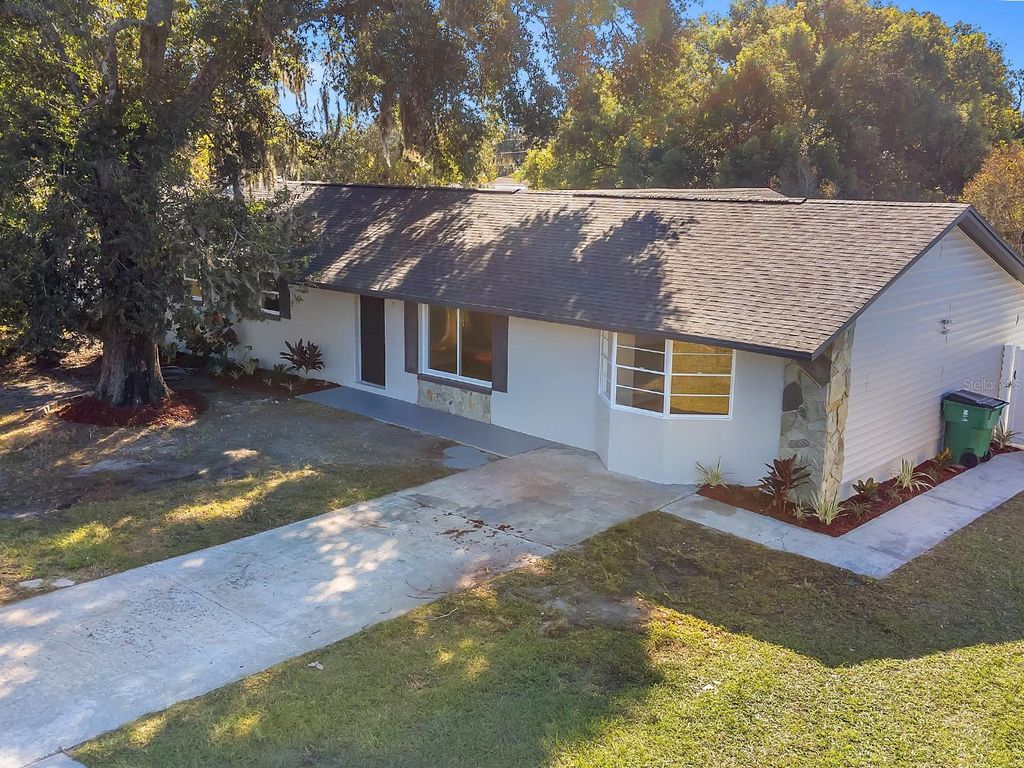 Photo of 39030 South Avenue, Zephyrhills, FL 33542 (MLS # TB8447779)