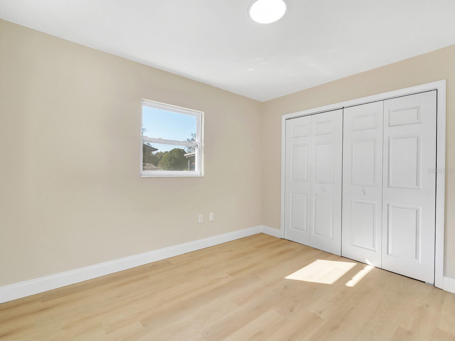 EASY ACRES - Residential