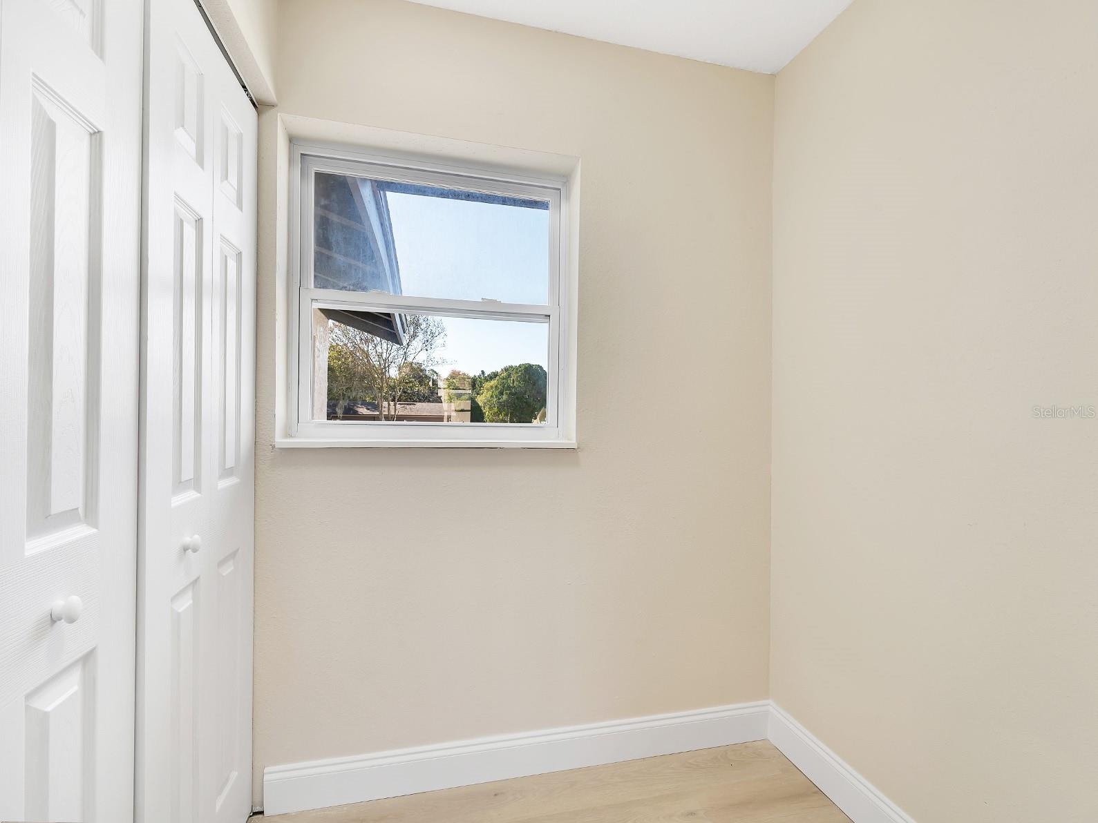 EASY ACRES - Residential