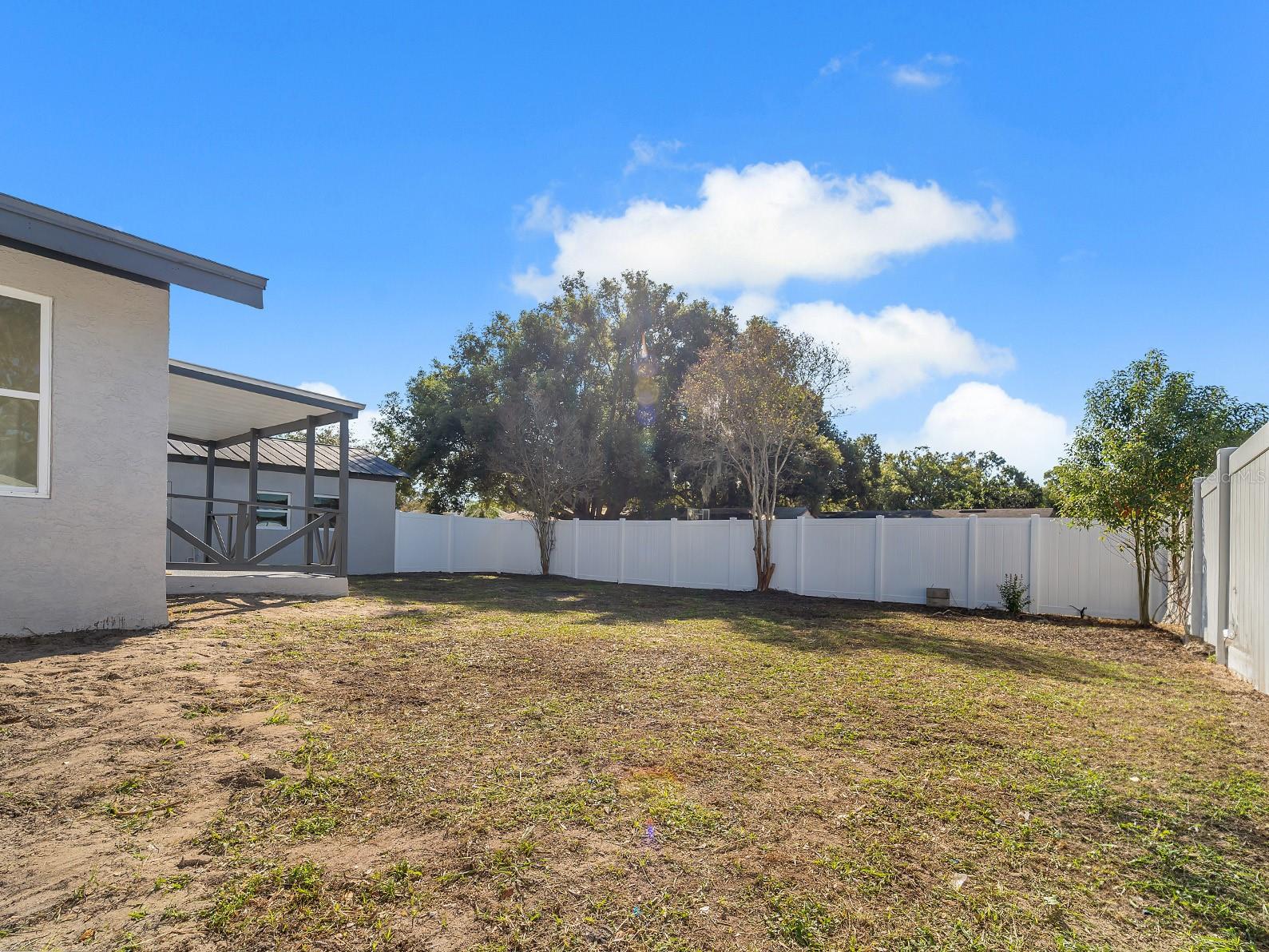 EASY ACRES - Residential