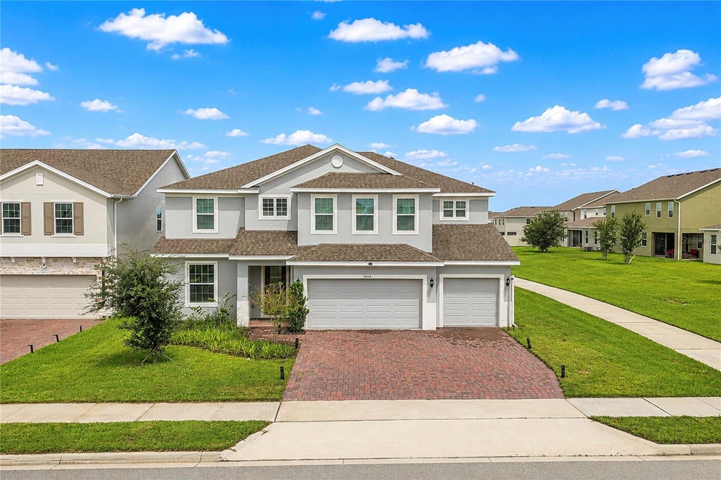 Photo of 7634 Modica Street, Clermont, FL 34714 (MLS # S5156911)