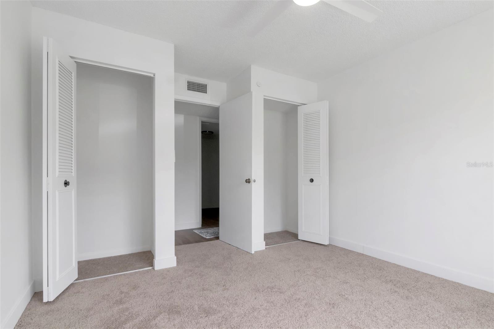 PINE RIDGE AT LAKE TARPON VILLAGE - Residential