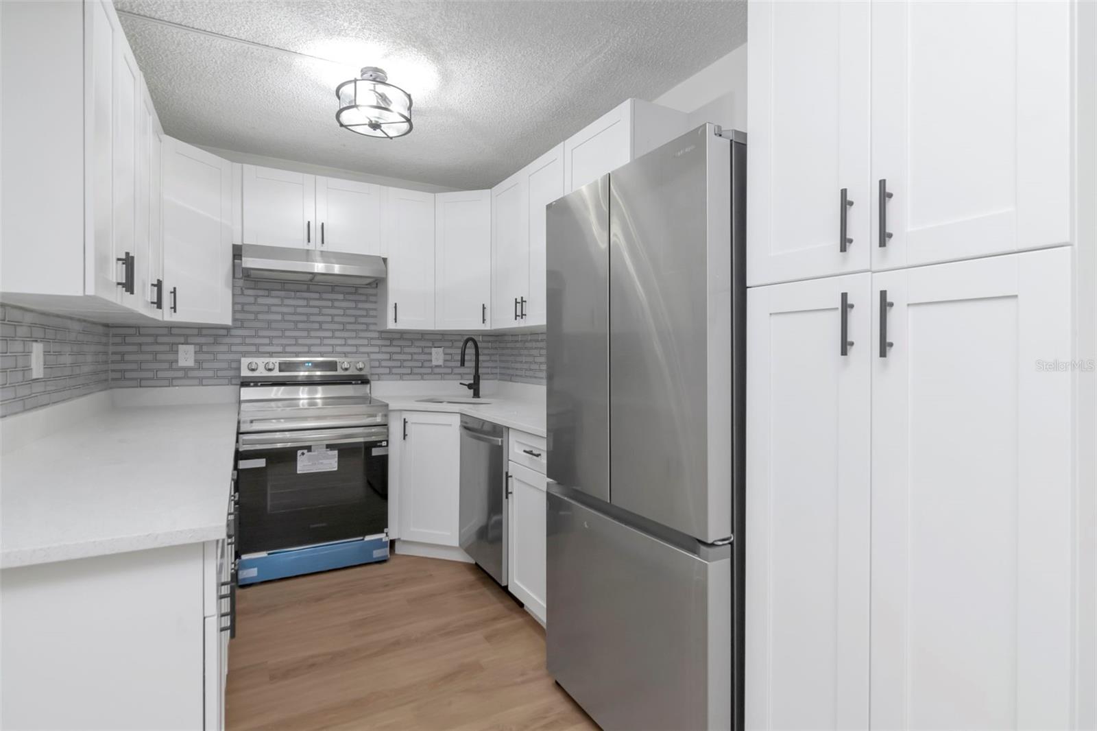 PINE RIDGE AT LAKE TARPON VILLAGE - Residential