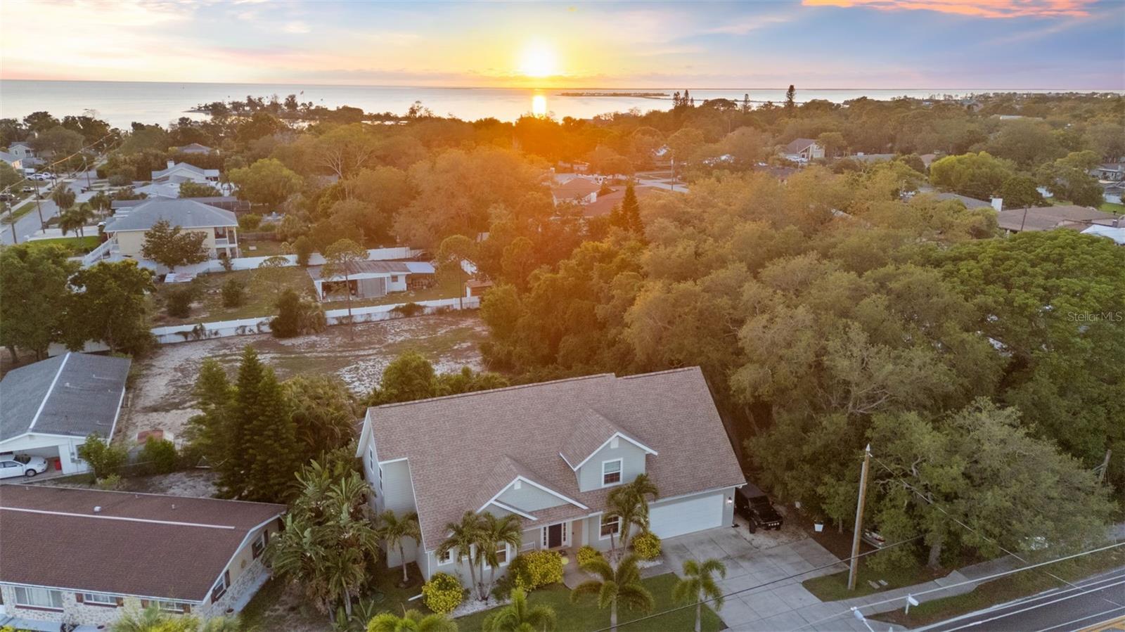 TAMPA & TARPON SPGS LAND CO - Residential