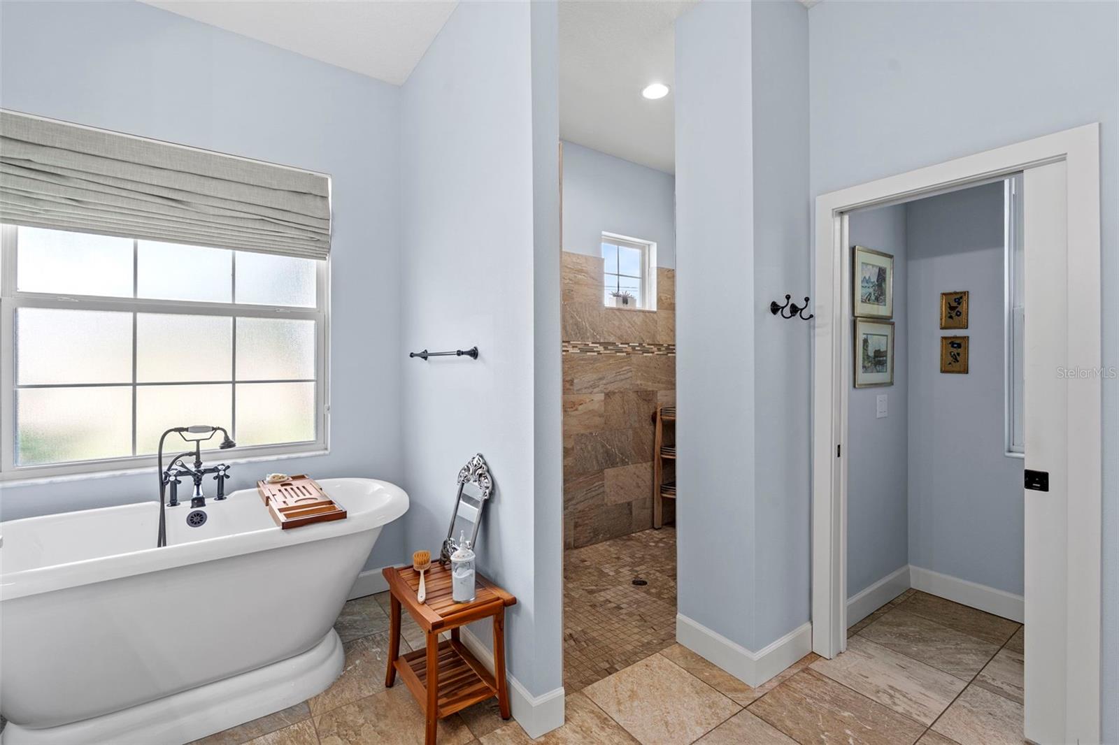 TAMPA & TARPON SPGS LAND CO - Residential