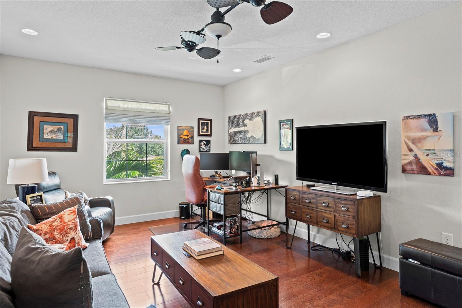 TAMPA & TARPON SPGS LAND CO - Residential