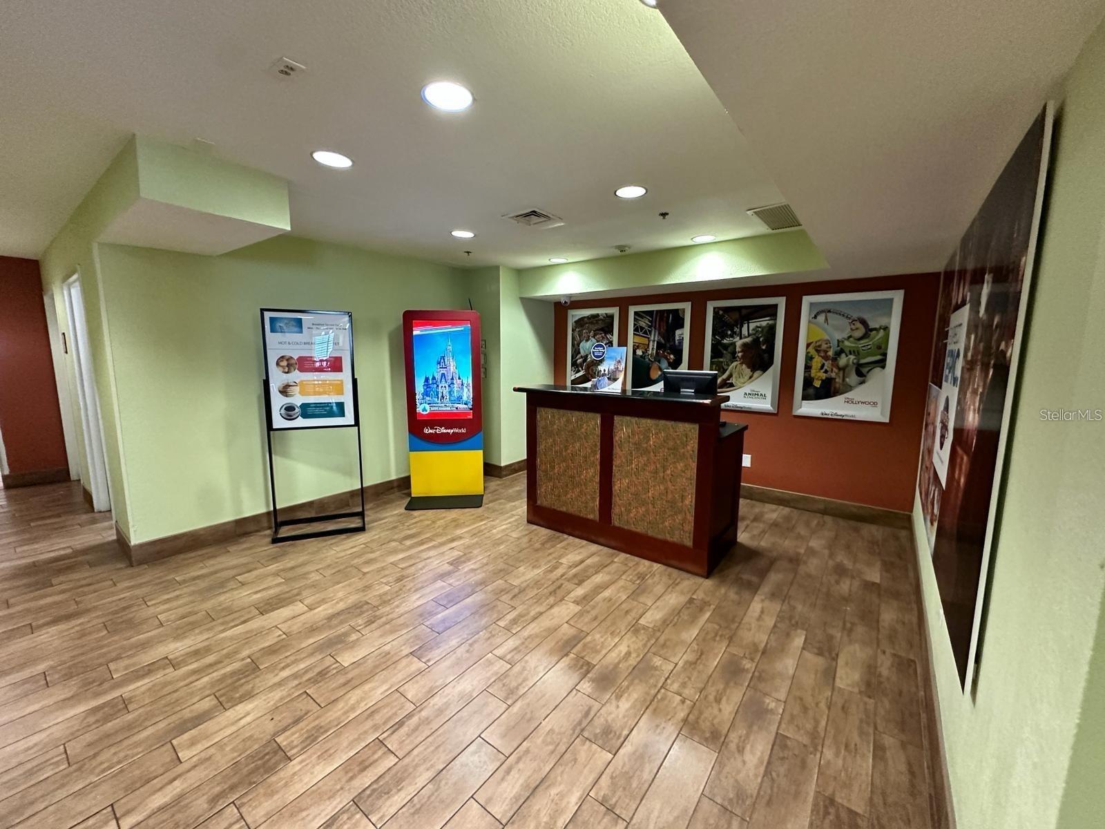 MERIDIAN PALMS COMM CONDO - Residential