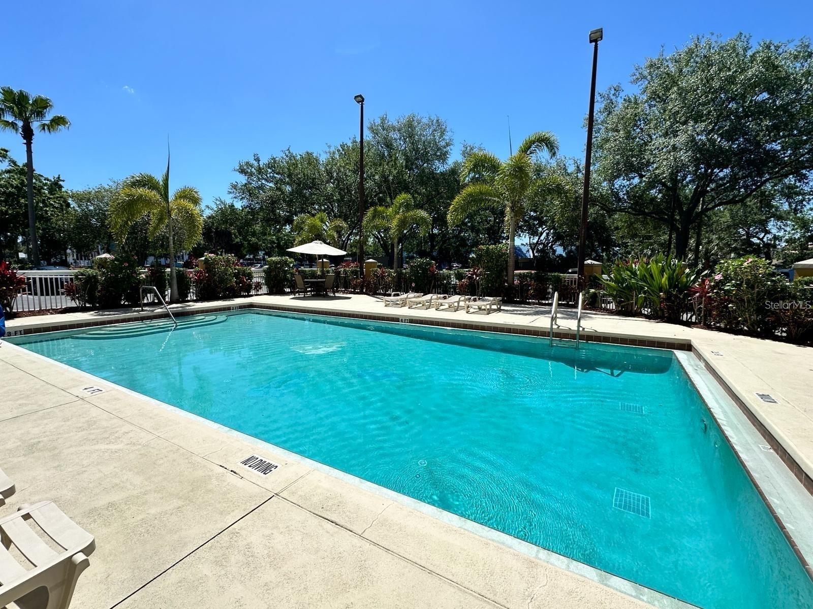 MERIDIAN PALMS COMM CONDO - Residential