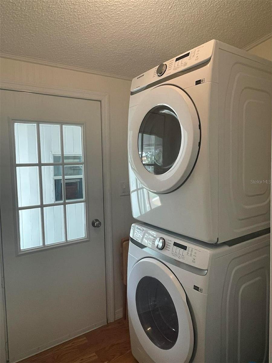 HOLIDAY PARK - Residential