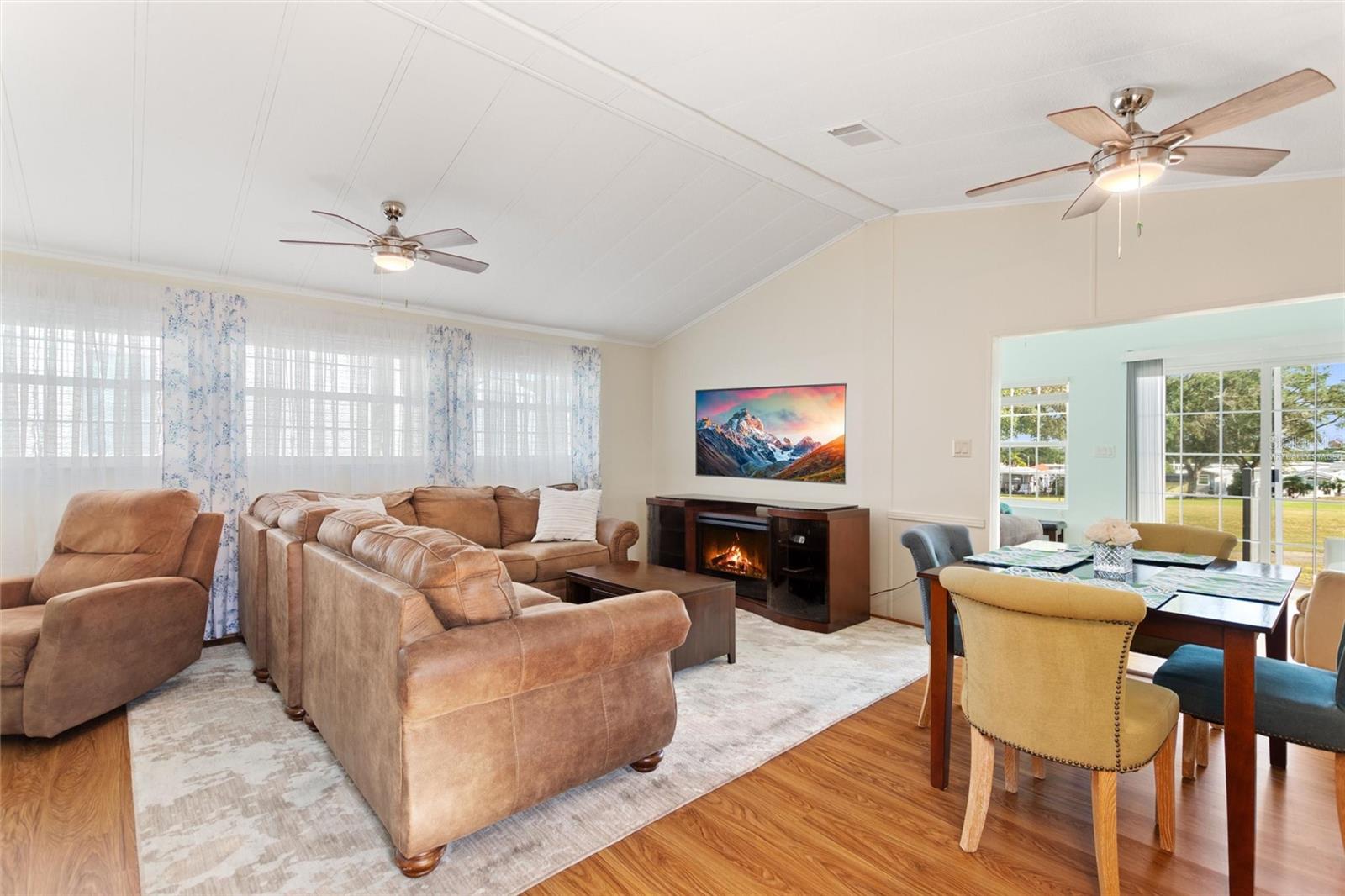 DEER CREEK GOLF AND TENNIS RV RESORT PH1 - Residential