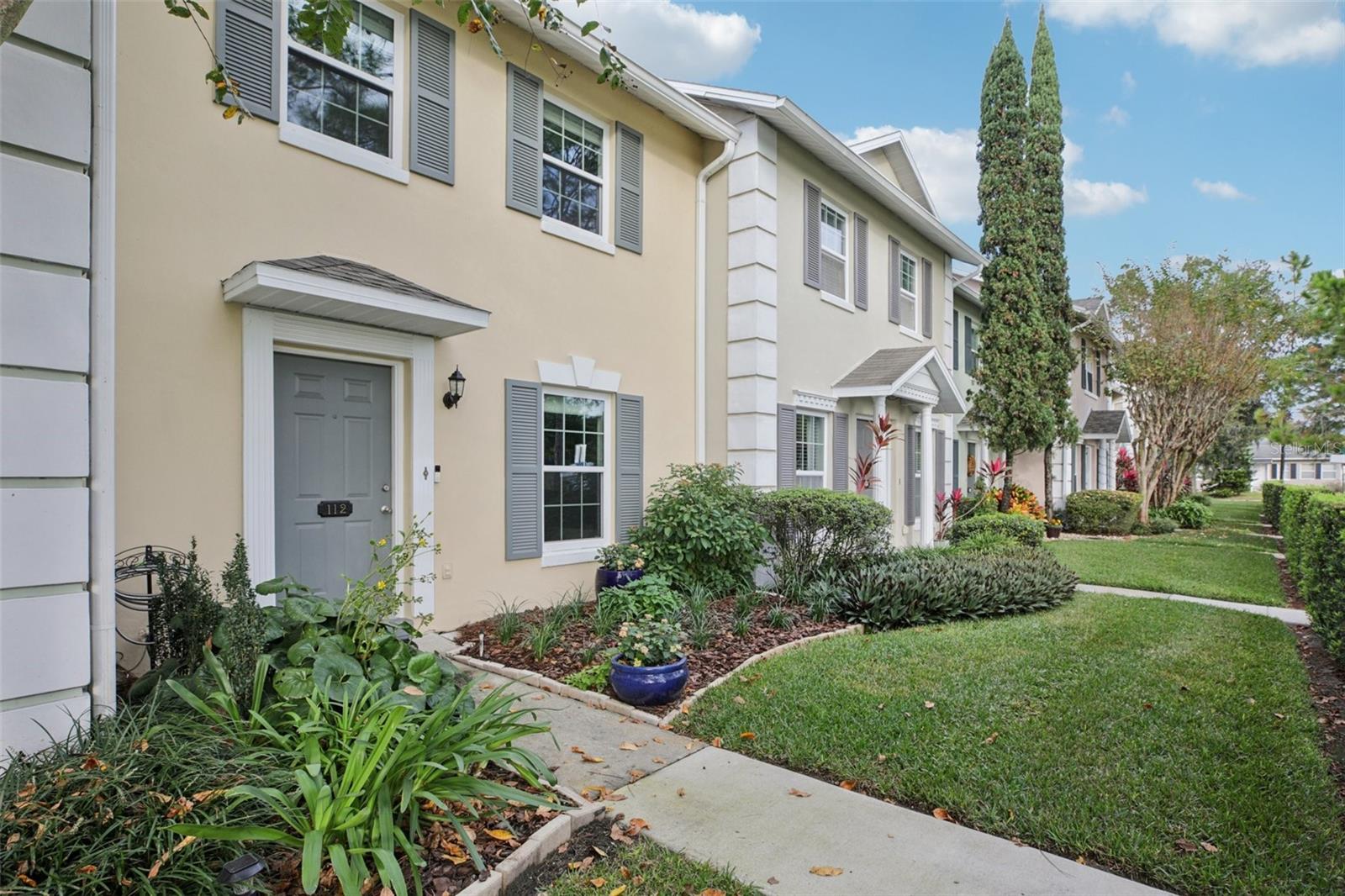 CHARLES TOWNE - Residential